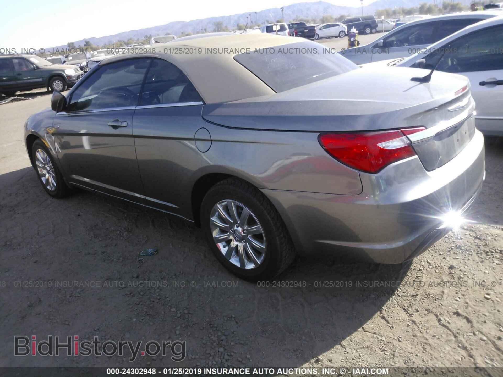 2013 CHRYSLER 200 - VIN: 1C3BCBEBXDN526588 - Photo 3