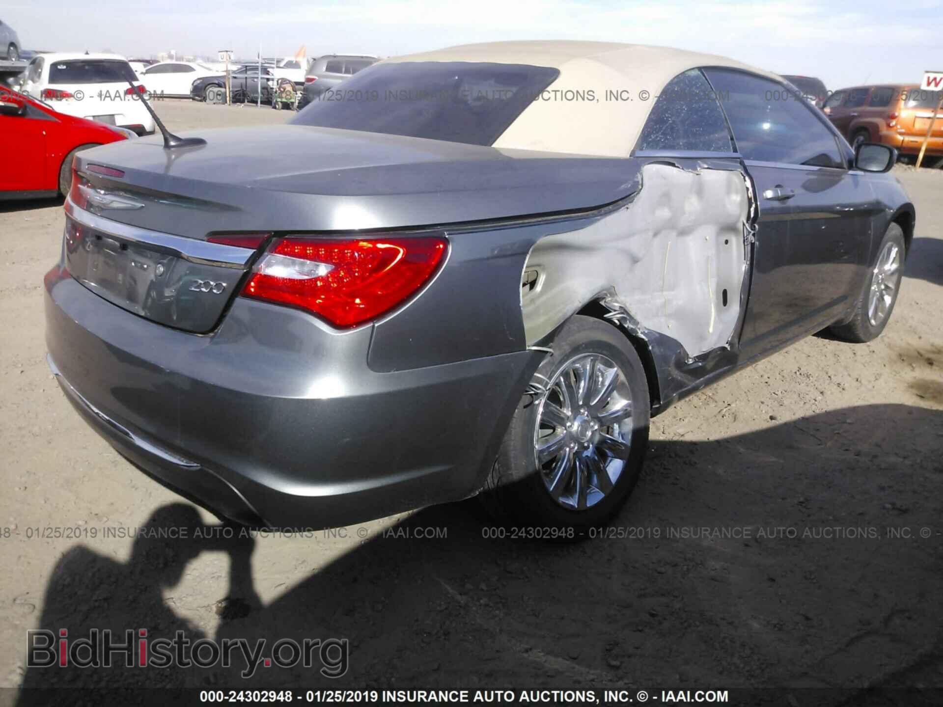 2013 CHRYSLER 200 - VIN: 1C3BCBEBXDN526588 - Photo 4