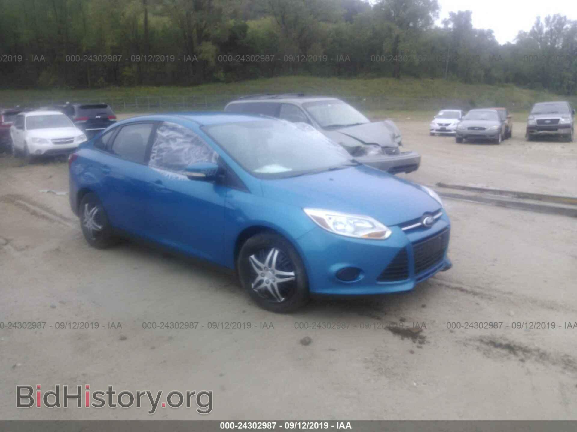 Photo 1FADP3F27DL307568 - FORD FOCUS 2013
