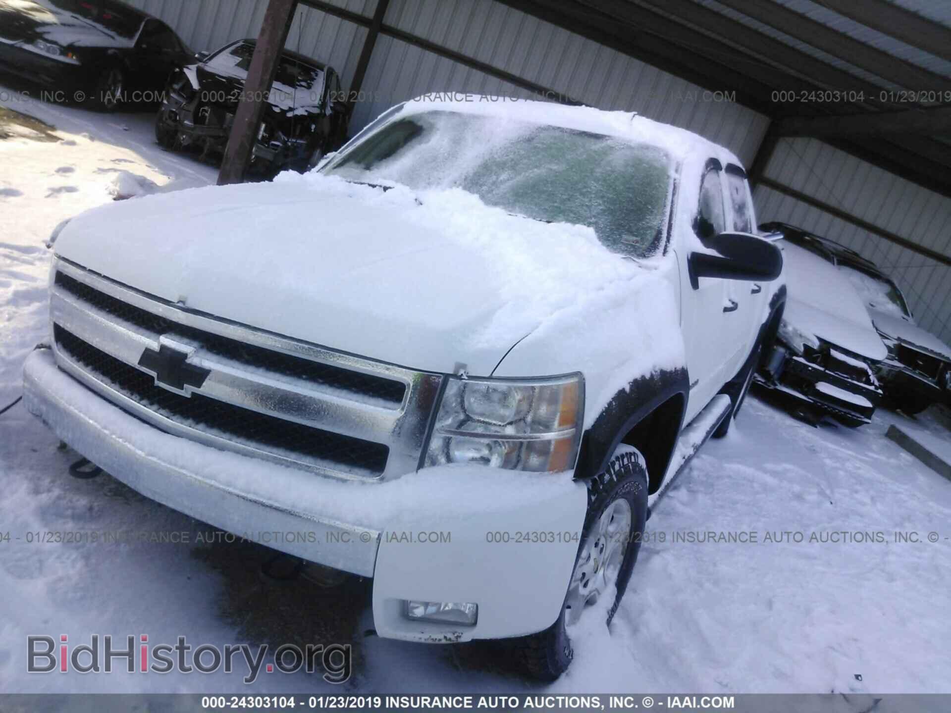 2007 CHEVROLET SILVERADO - VIN: 2GCEK13MX71578643 - Фото 2