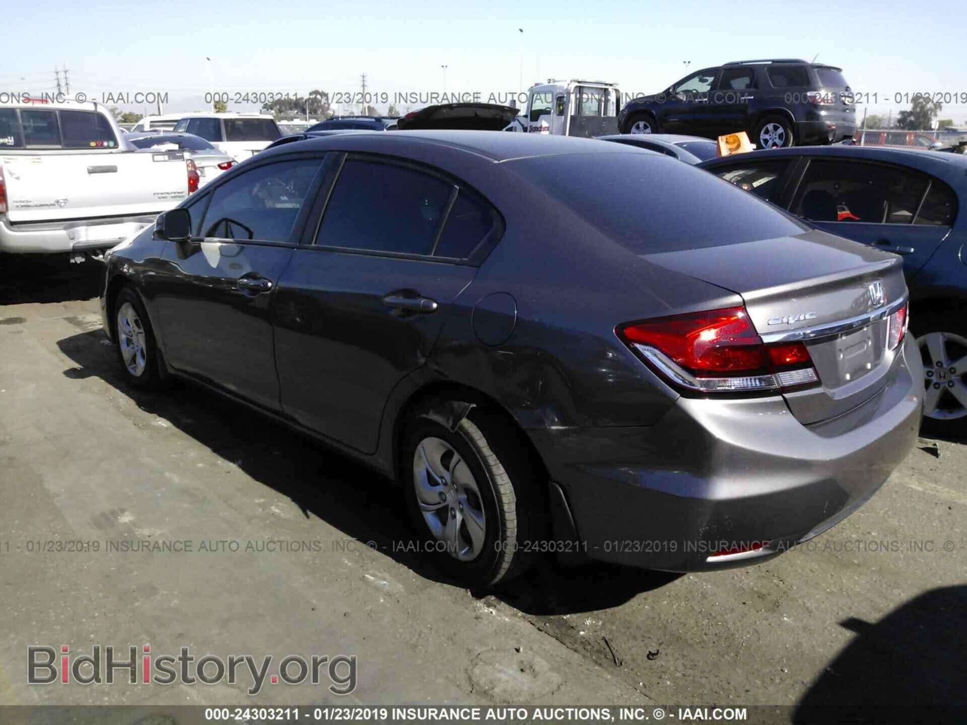 2013 HONDA CIVIC - VIN: 19XFB2F57DE209221 - Фото 3