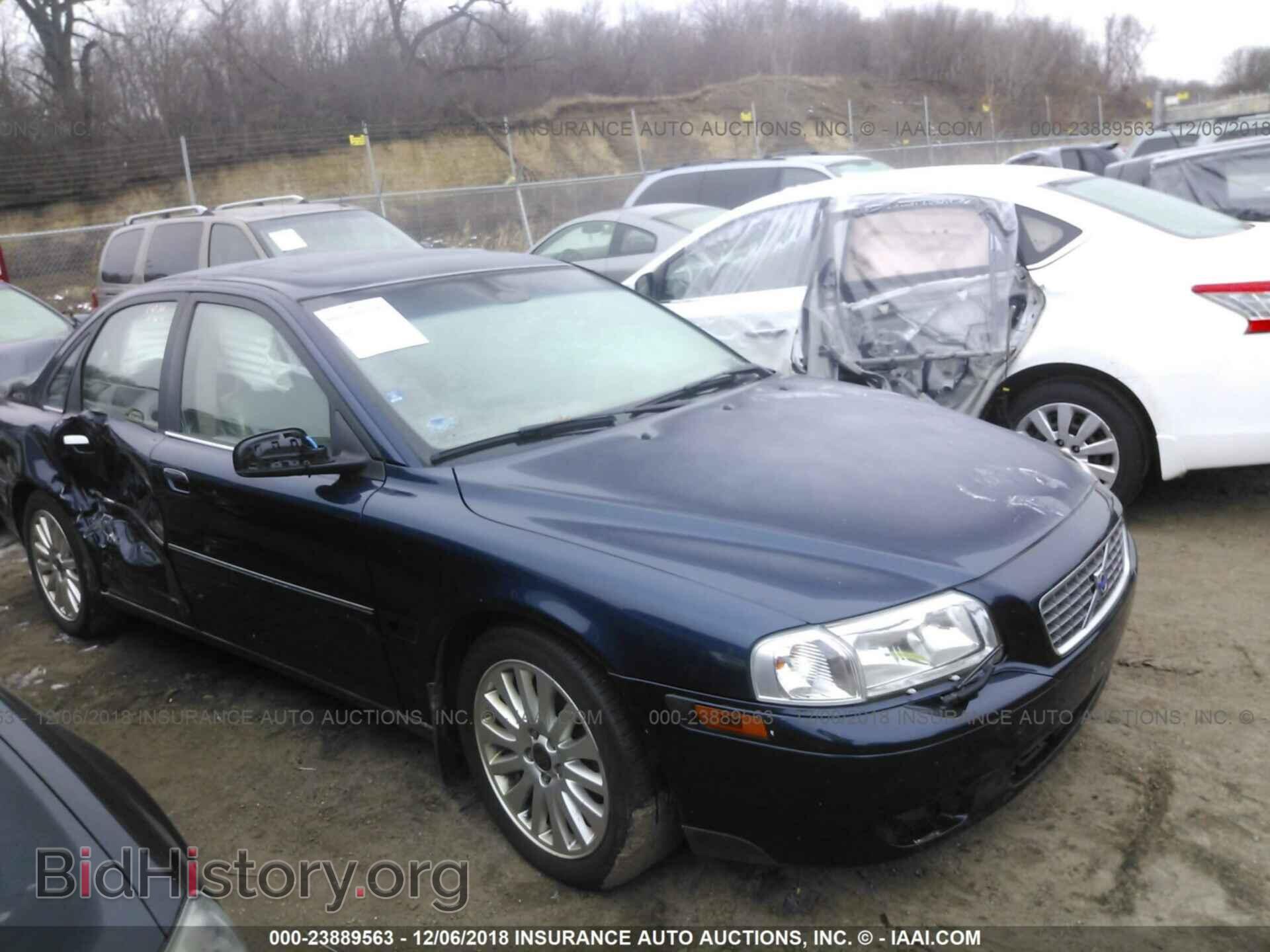 Фотография YV1TS92D441337888 - VOLVO S80 2004