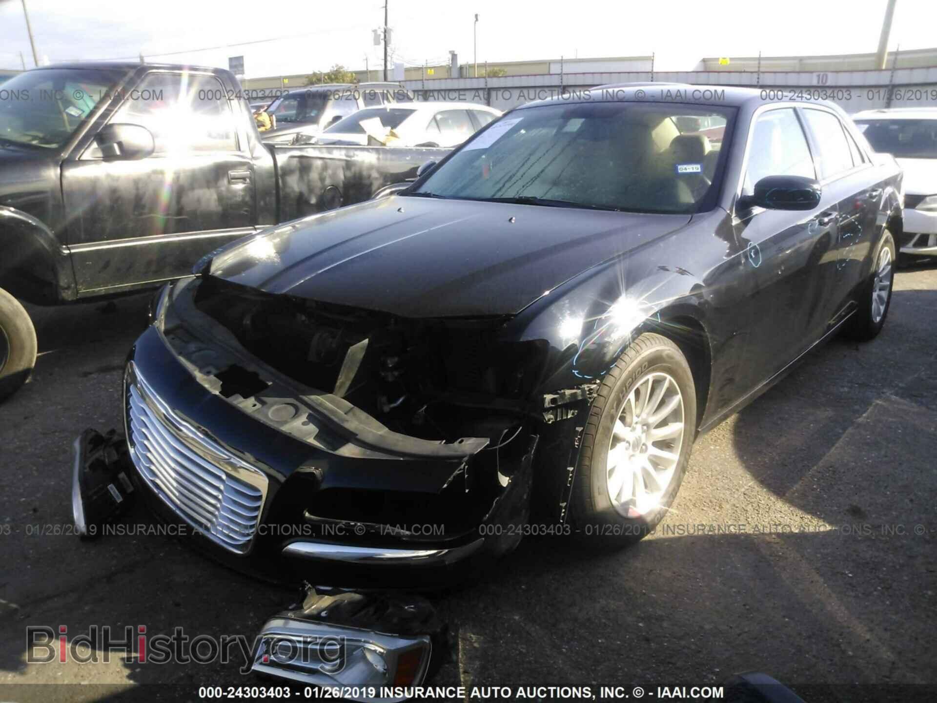 2013 CHRYSLER 300 - VIN: 2C3CCAAG2DH573025 - Photo 2