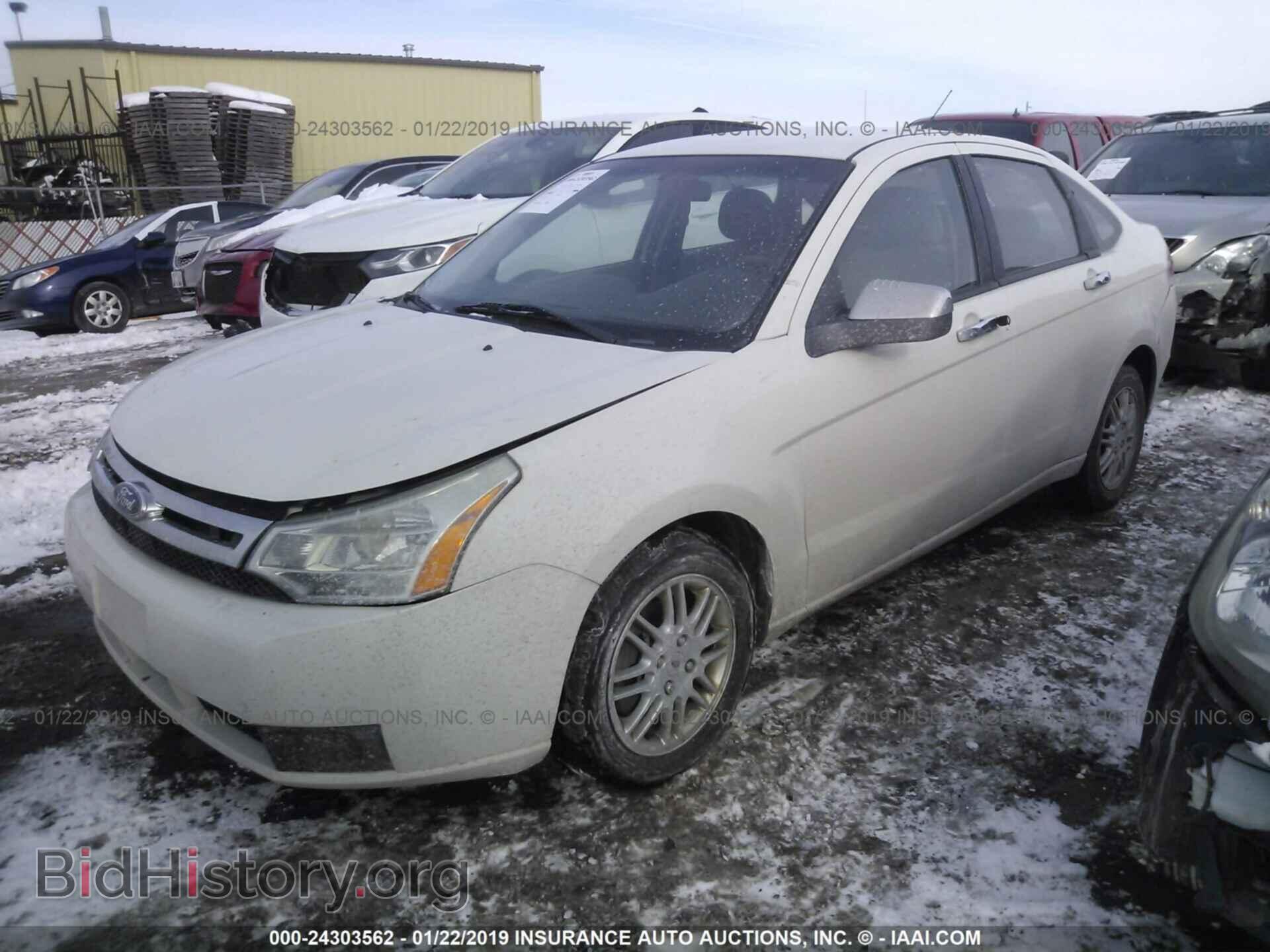 2011 FORD FOCUS - VIN: 1FAHP3FN8BW163455 - Фото 2