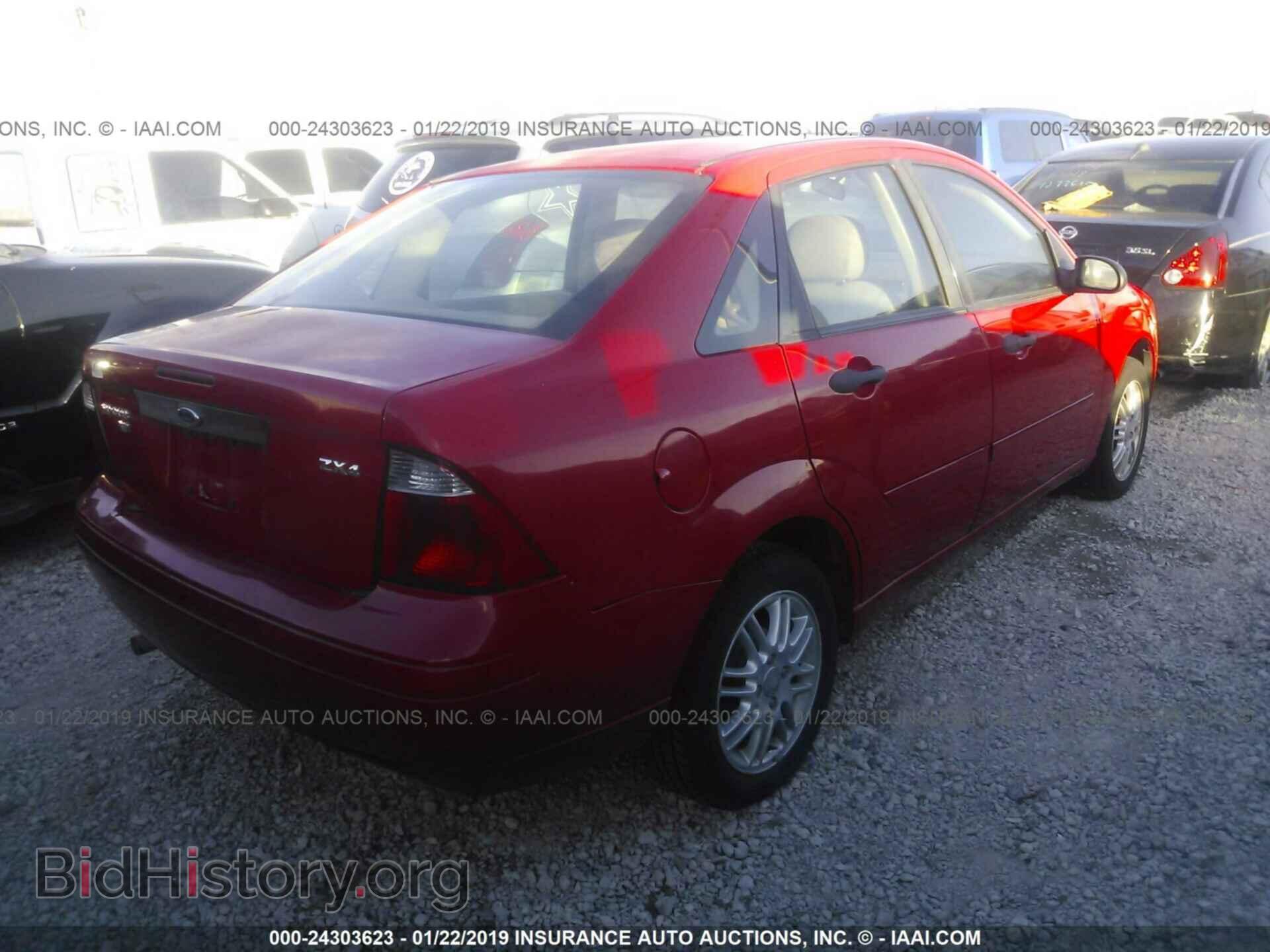 2006 FORD FOCUS - VIN: 1FAFP34N66W228805 - Фото 4