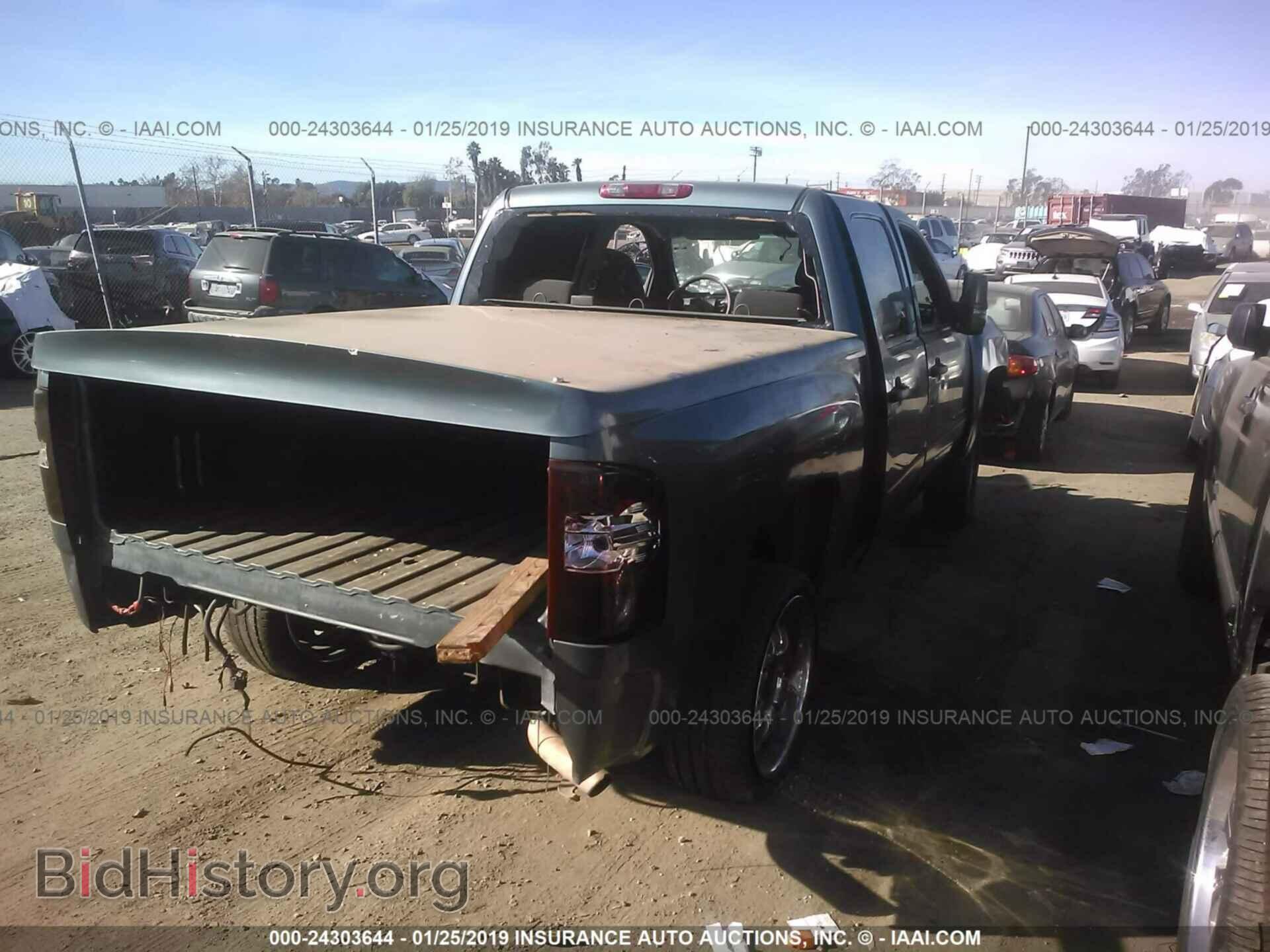 2007 CHEVROLET SILVERADO - VIN: 2GCEC13C371719458 - Фото 4
