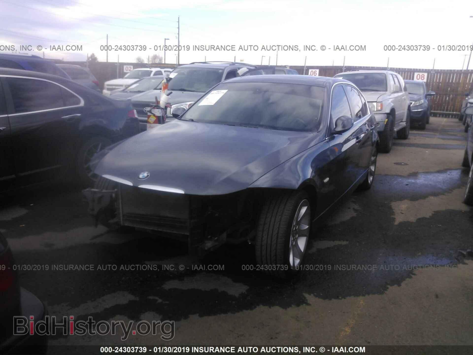 2007 BMW 335 - VIN: WBAVB73527VF50720 - Фото 2