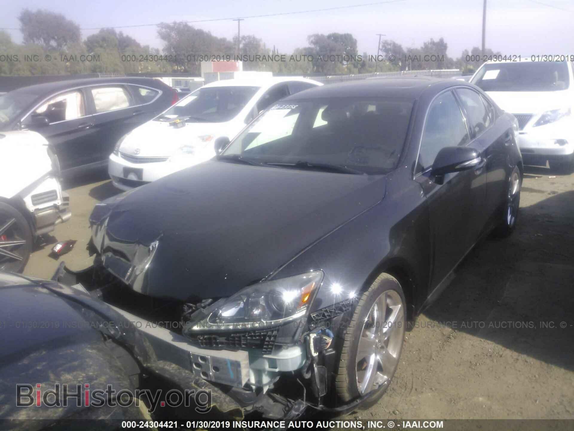 2011 LEXUS IS - VIN: JTHBF5C26B5133738 - Фото 2