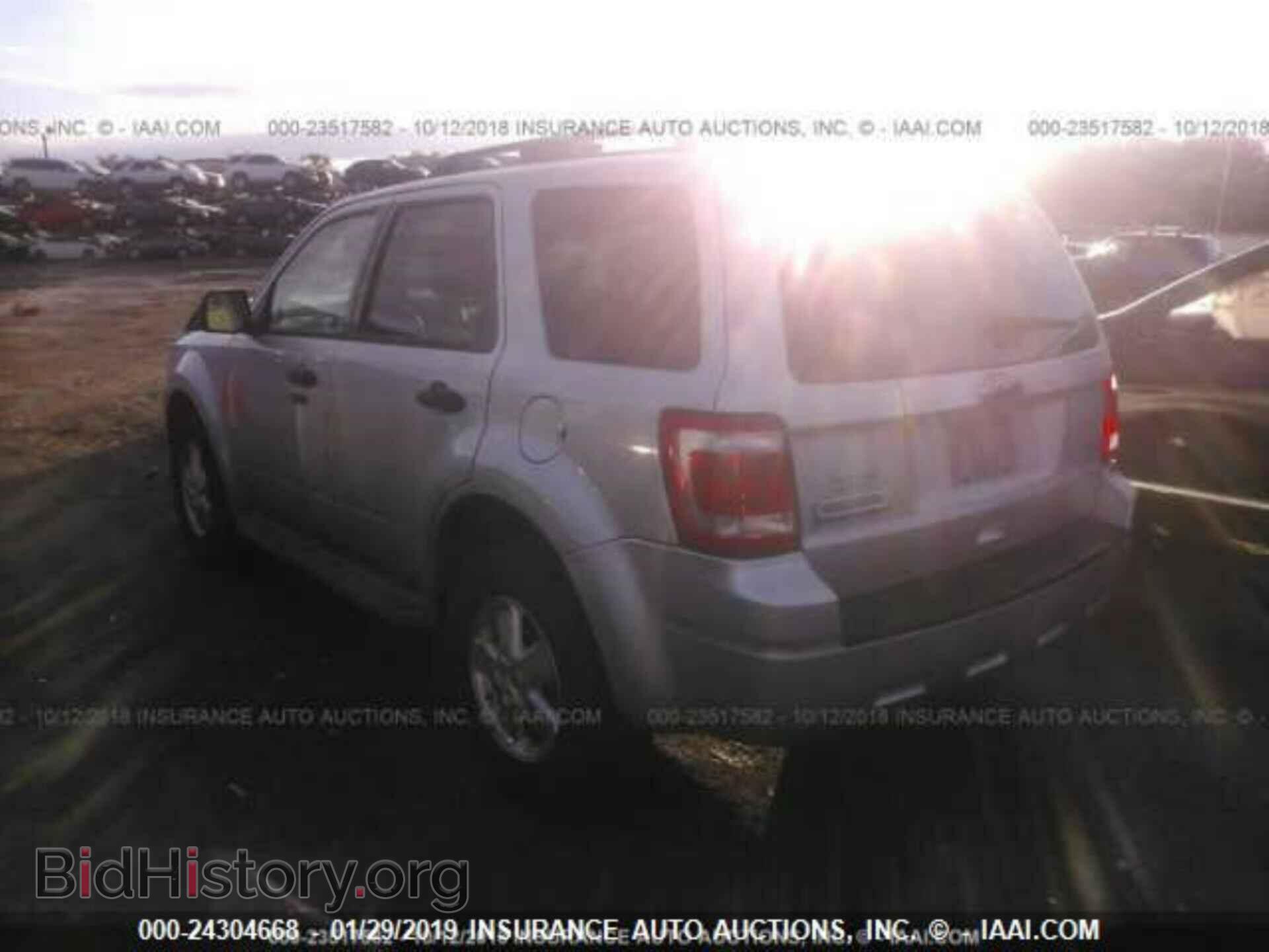 2011 FORD ESCAPE - VIN: 1FMCU0D70BKA41787 - Photo 3