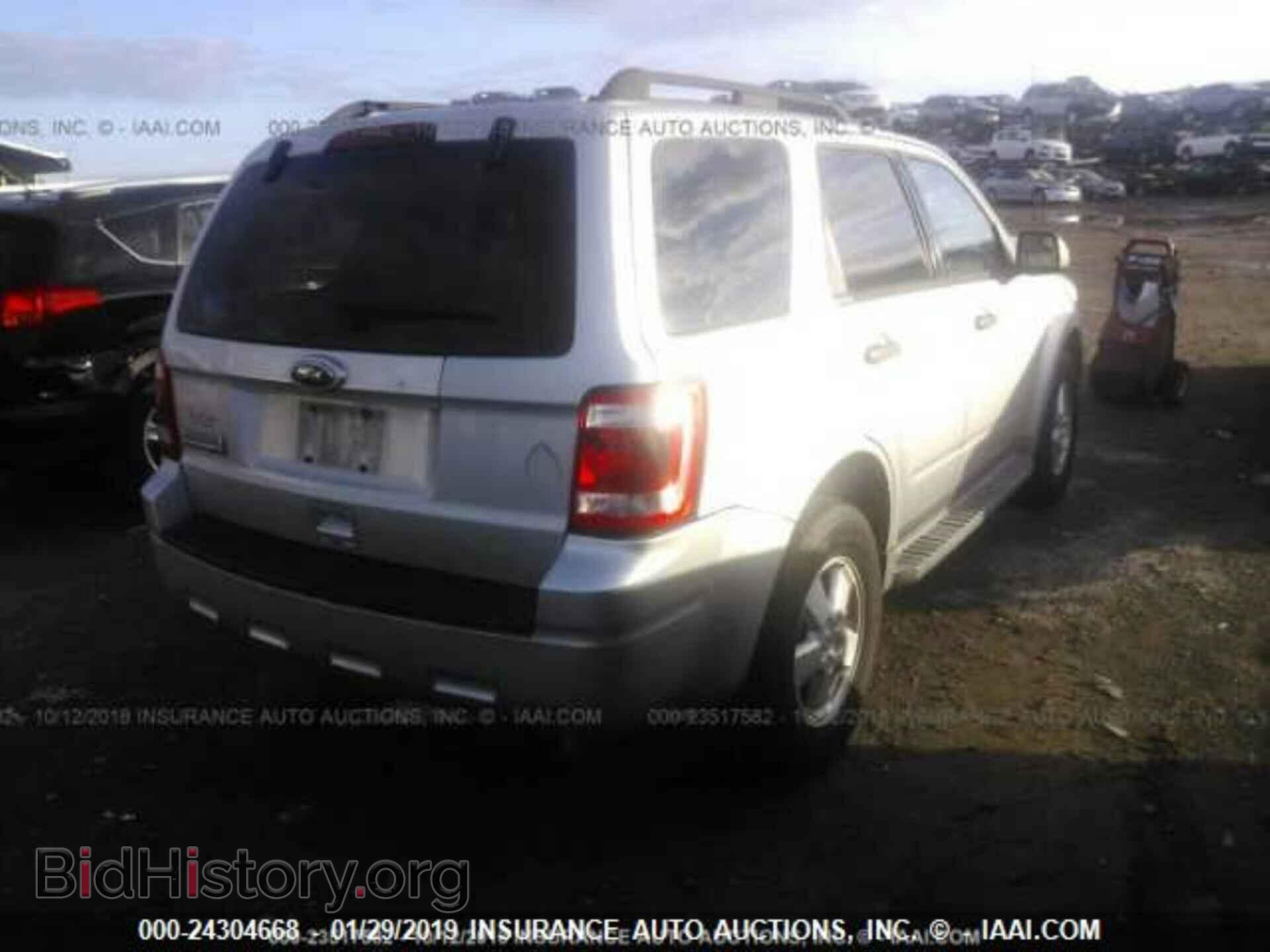 2011 FORD ESCAPE - VIN: 1FMCU0D70BKA41787 - Photo 4