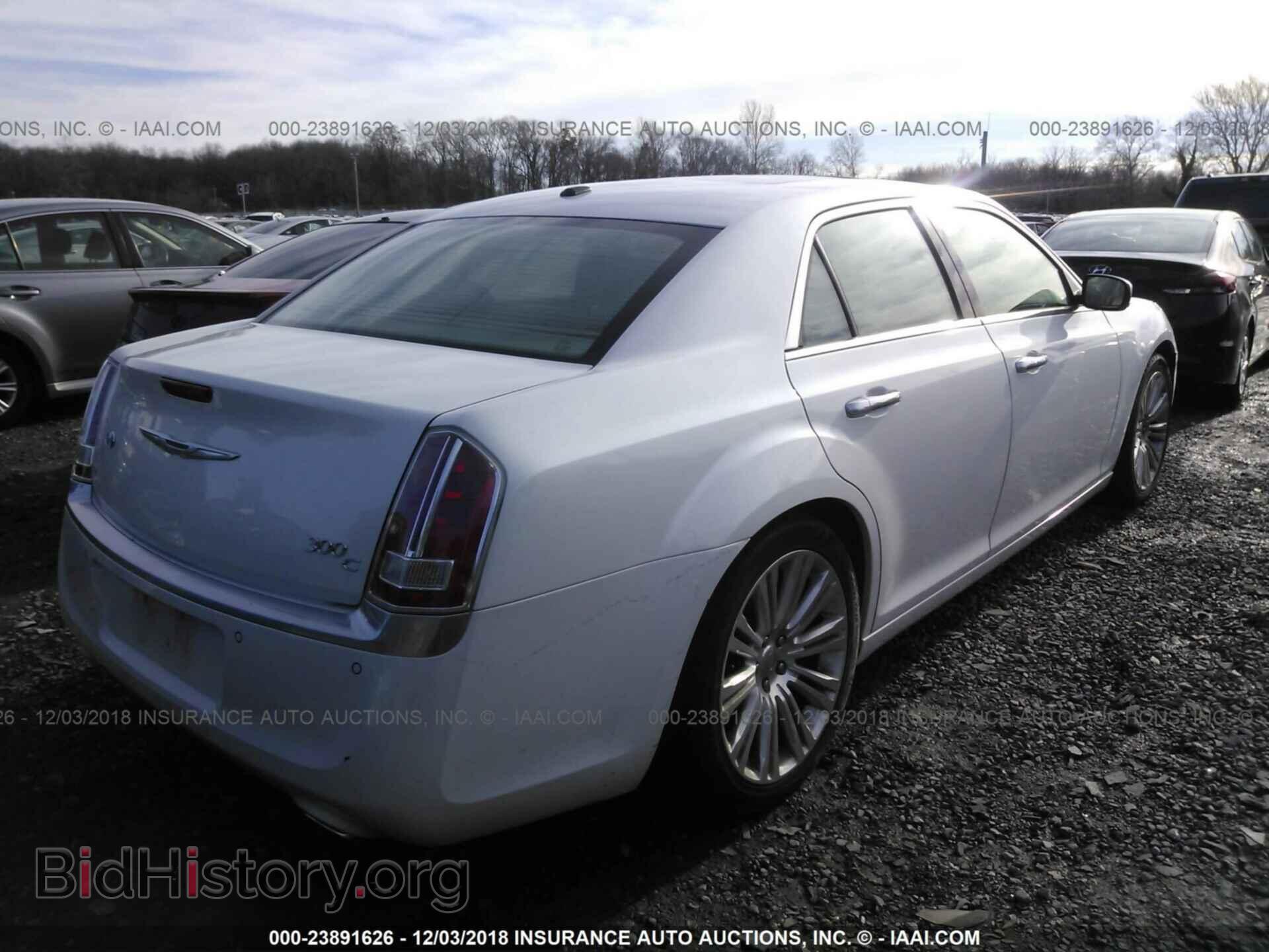 2012 CHRYSLER 300C - VIN: 2C3CCAPT5CH256472 - Photo 4