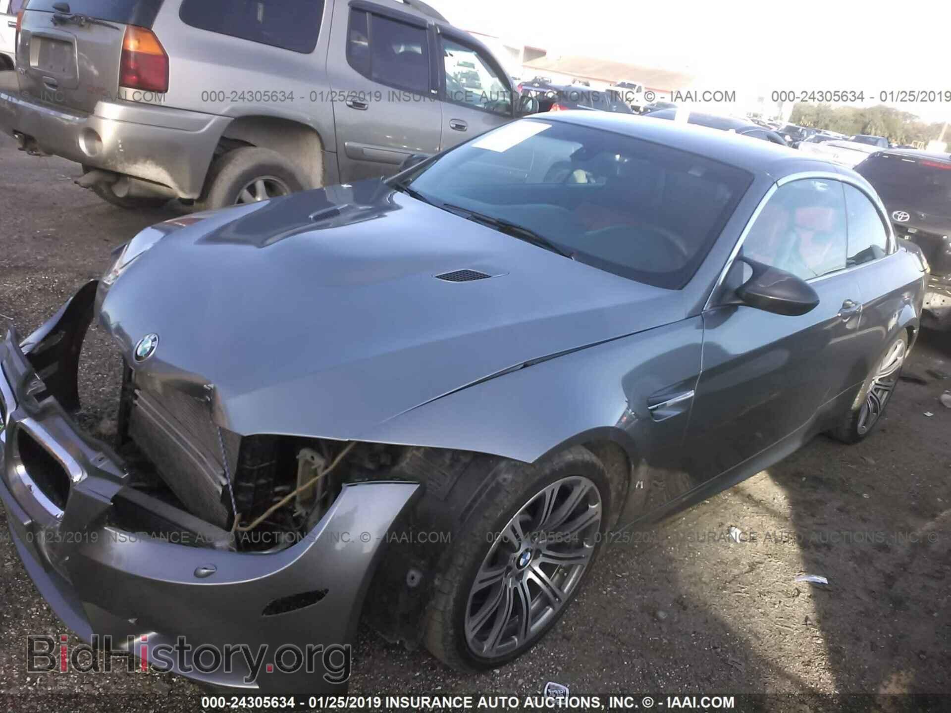 2011 BMW M3 - VIN: WBSDX9C54BE784061 - Фото 2