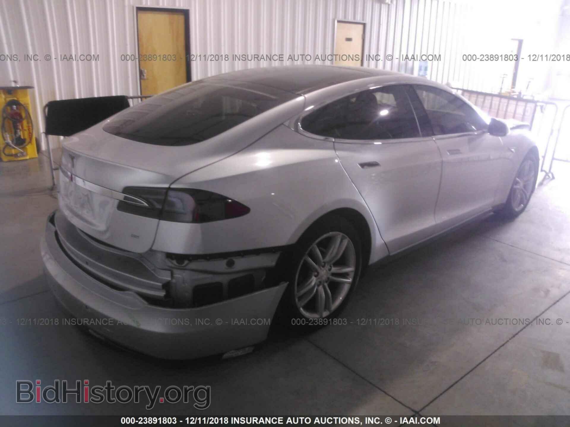 2015 TESLA MODEL S - VIN: 5YJSA1H18FF081168 - Фото 4