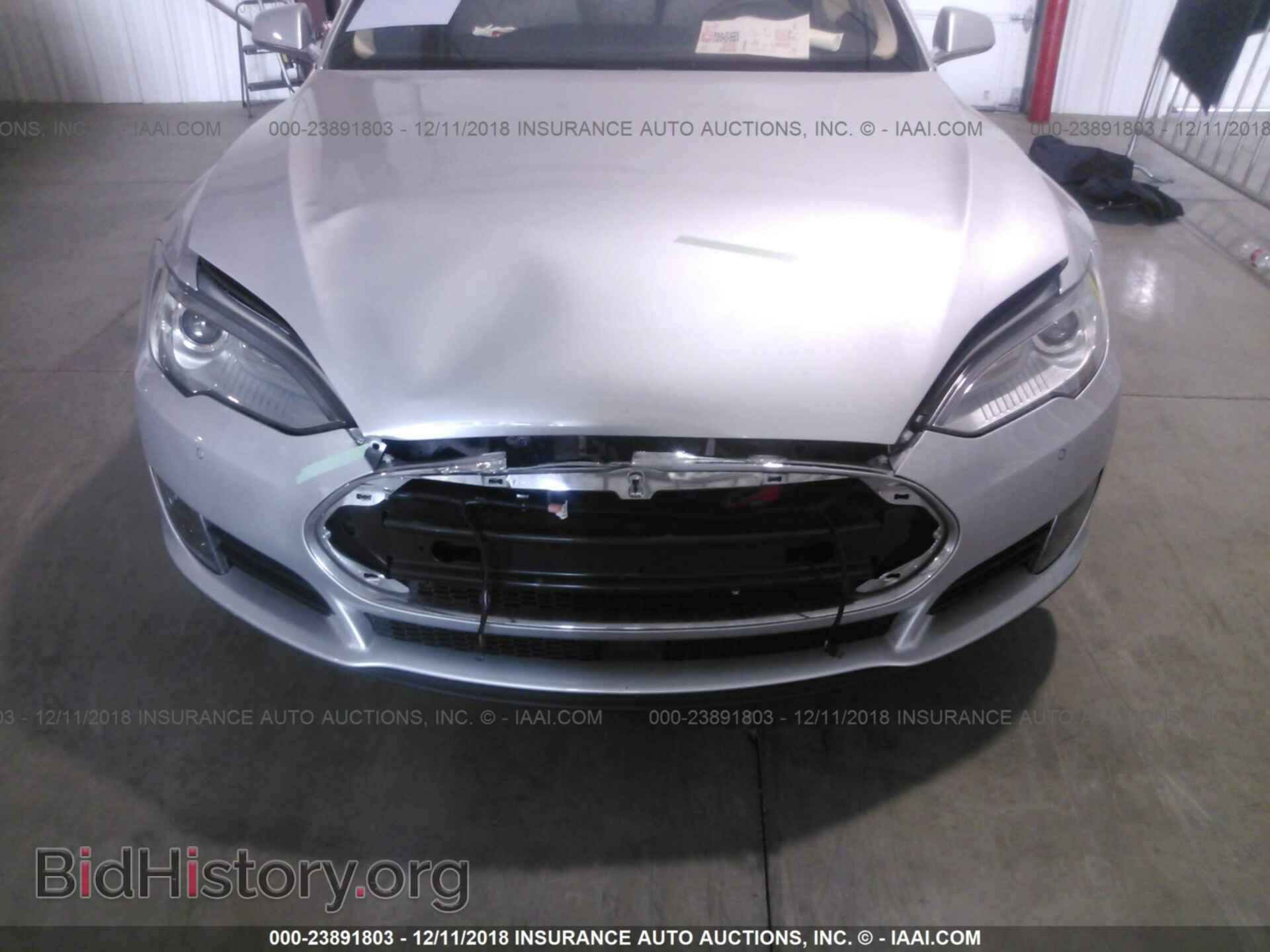 2015 TESLA MODEL S - VIN: 5YJSA1H18FF081168 - Фото 6