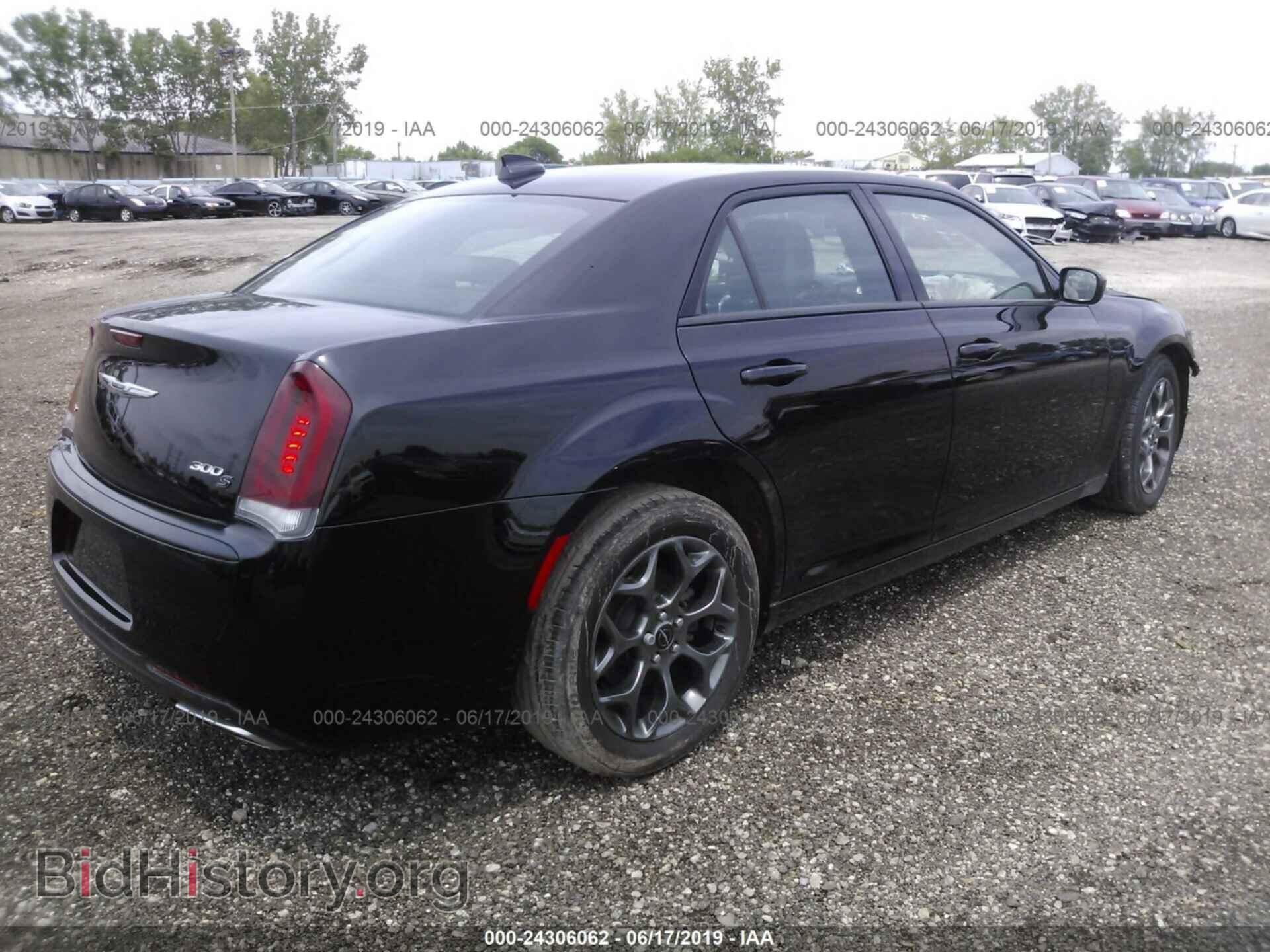 2016 CHRYSLER 300 - VIN: 2C3CCAGG4GH321191 - Фото 4