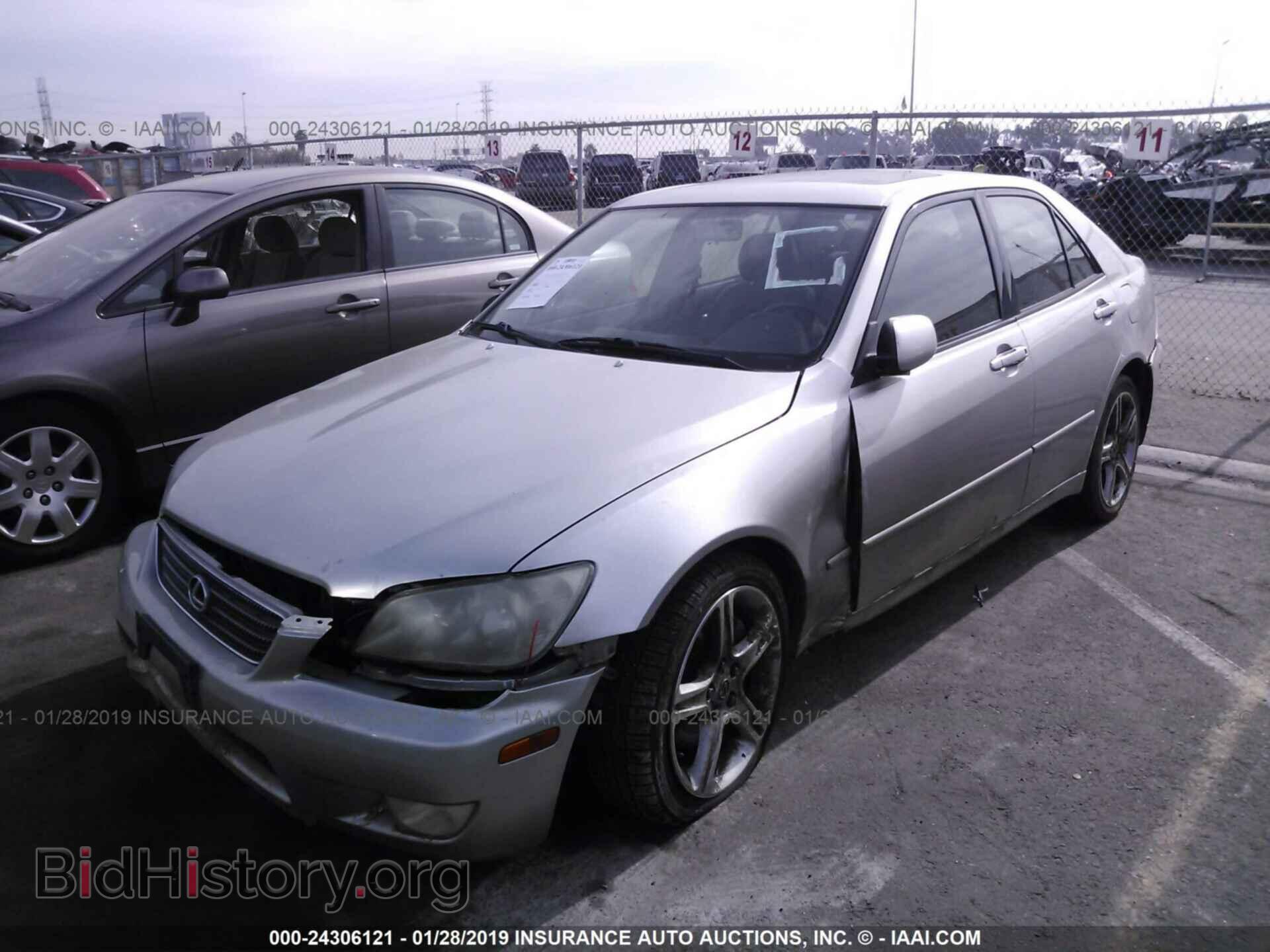 2001 LEXUS IS - VIN: JTHBD182110029547 - Photo 2