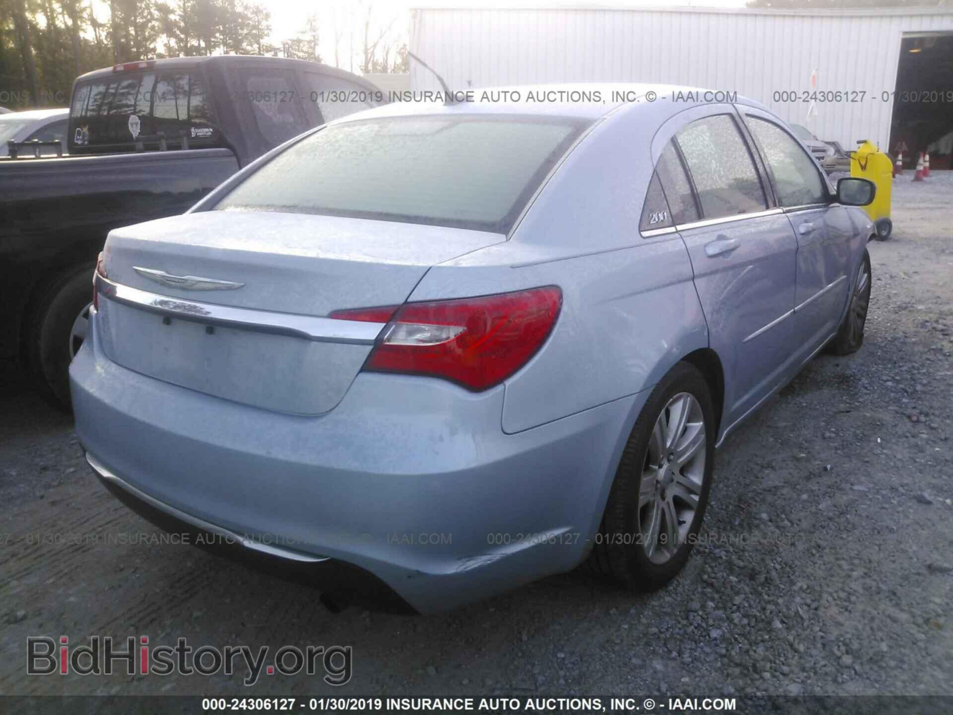 2013 CHRYSLER 200 - VIN: 1C3CCBBB2DN718614 - Photo 4