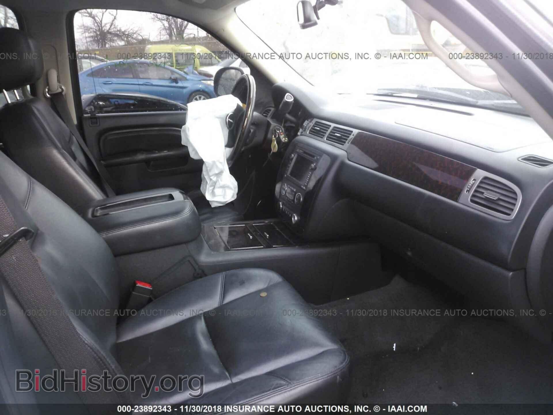 2010 GMC YUKON - VIN: 1GKUKEEF4AR268802 - Photo 5