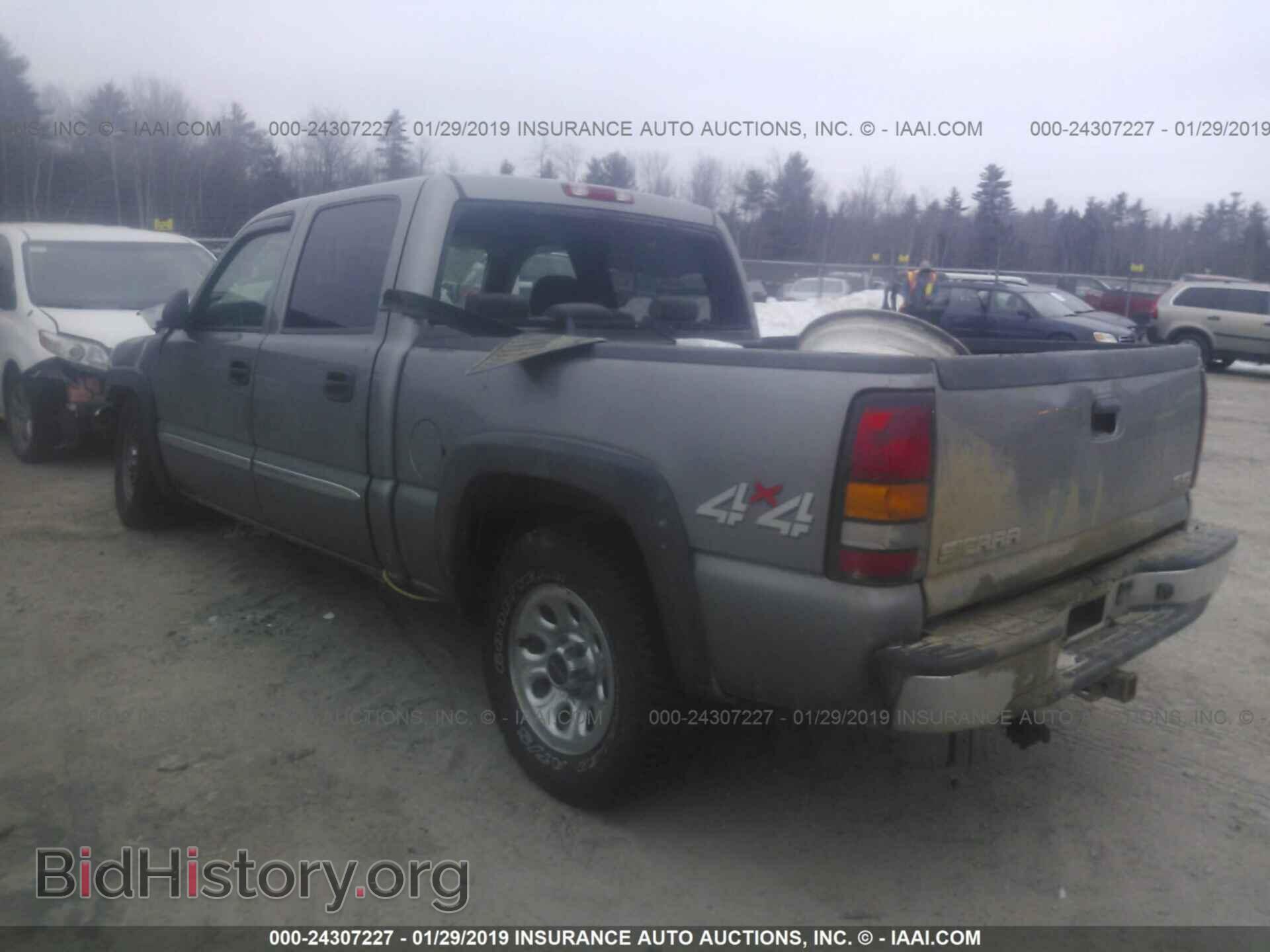 2007 GMC NEW SIERRA - VIN: 2GTEK13V671106870 - Фото 3