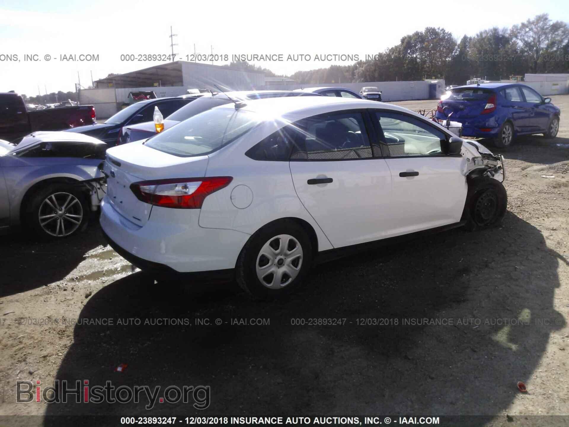 2014 FORD FOCUS - VIN: 1FADP3E27EL416910 - Photo 4