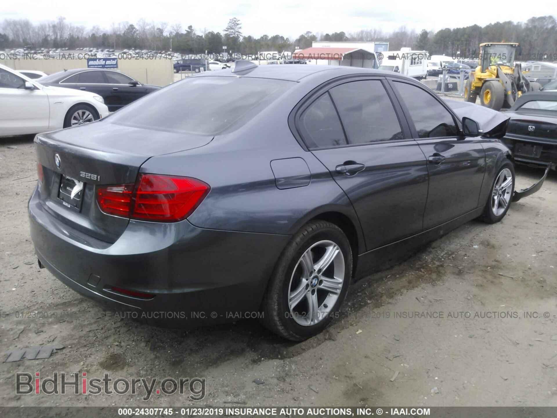 2014 BMW 328 - VIN: WBA3A5G52ENP28094 - Фото 4