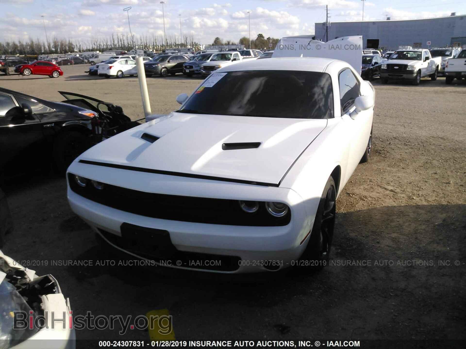 2018 DODGE CHALLENGER - VIN: 2C3CDZAG1JH246106 - Photo 2