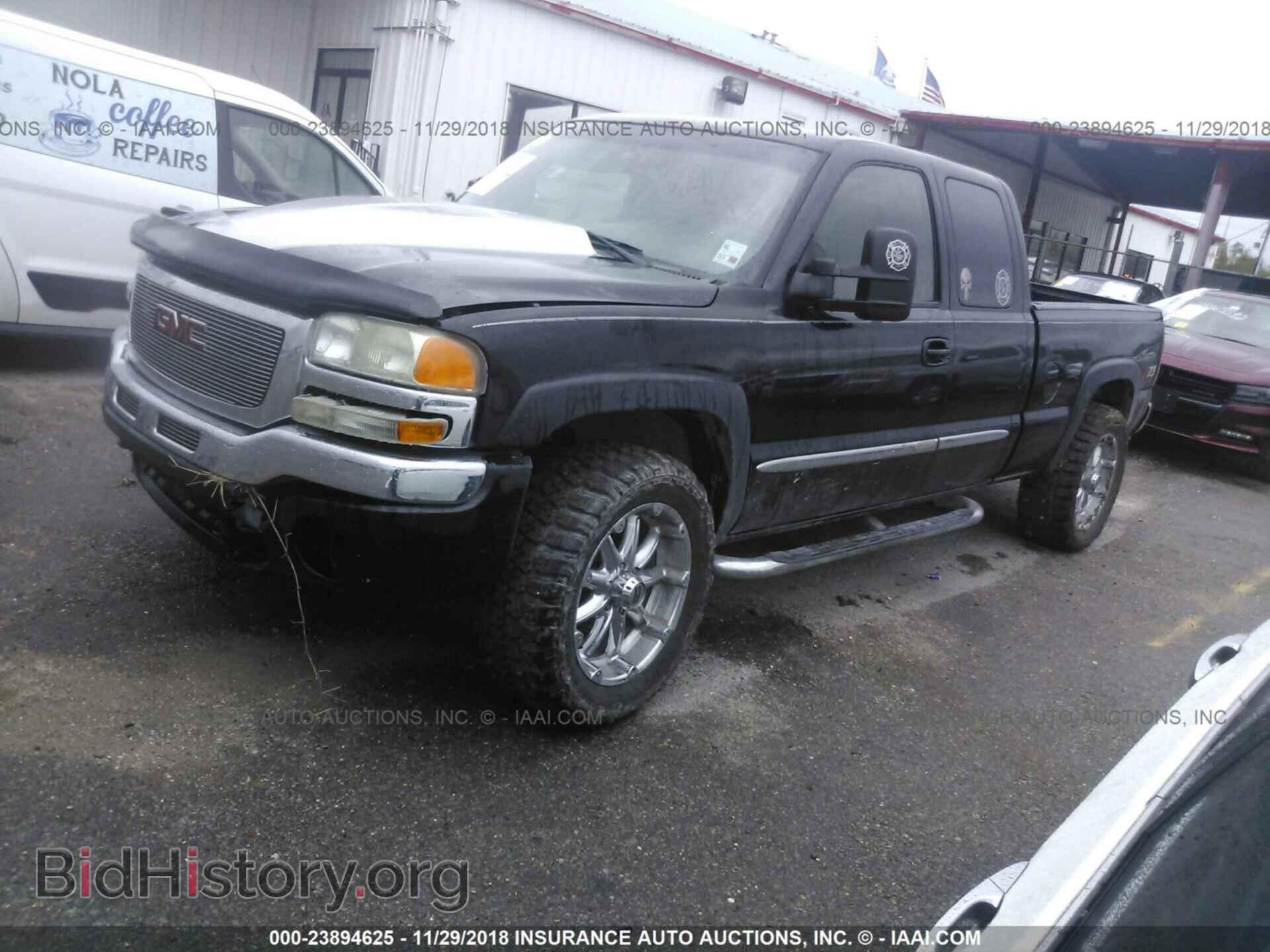 2005 GMC NEW SIERRA - VIN: 1GTEK19B05E167852 - Фото 2