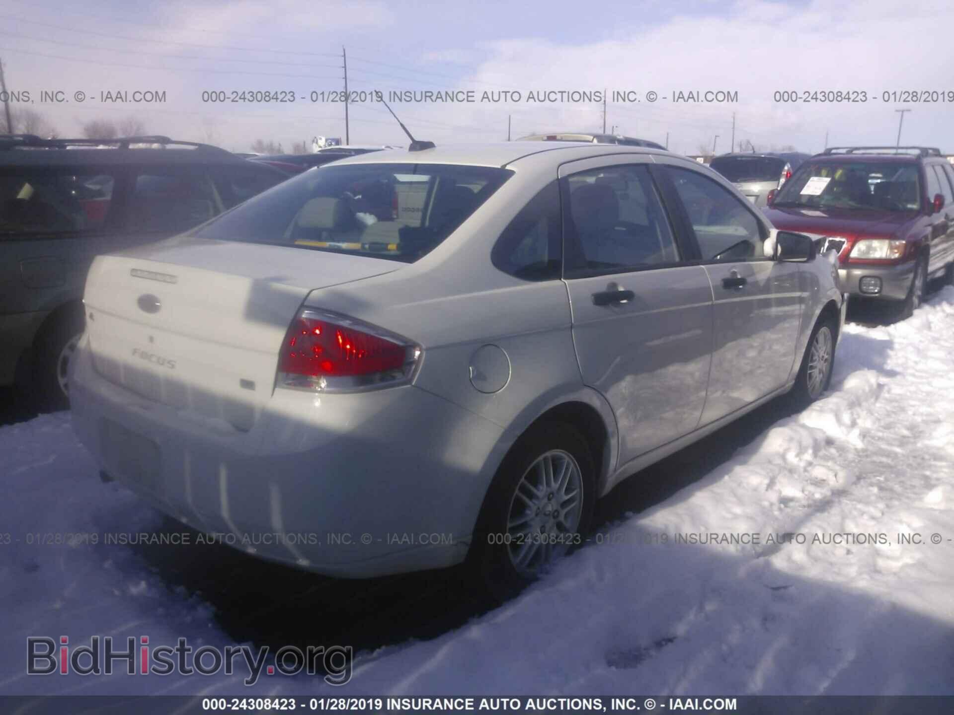 2009 FORD FOCUS - VIN: 1FAHP35NX9W160262 - Фото 4