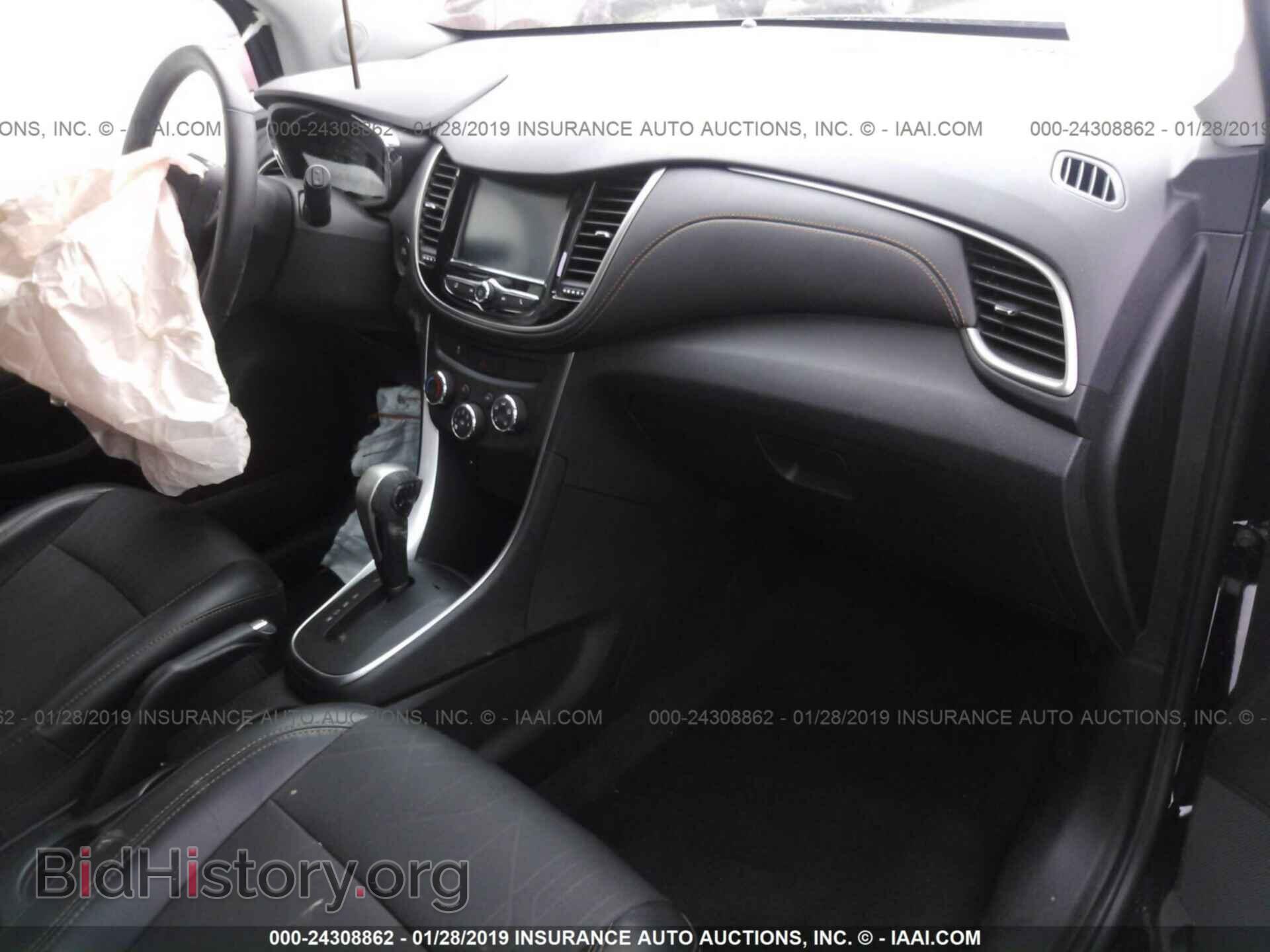 2017 CHEVROLET TRAX - VIN: 3GNCJPSB2HL274176 - Фото 5