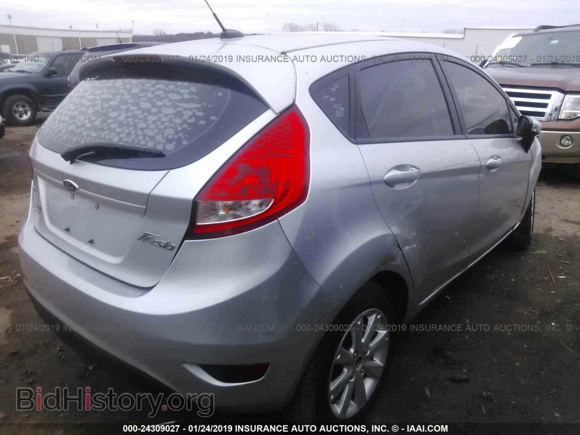 2013 FORD FIESTA - VIN: 3FADP4EJ3DM207786 - Photo 4