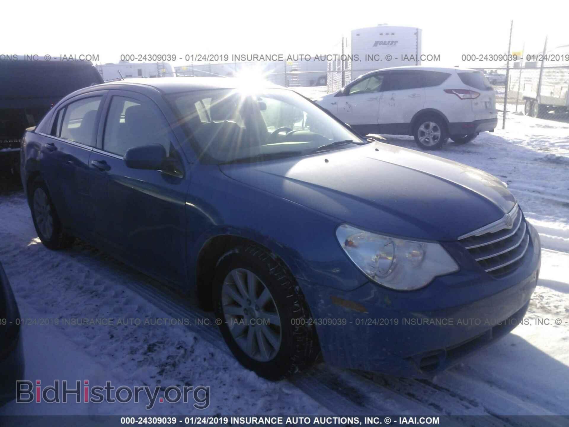 Photo 1C3CC5FB3AN117090 - CHRYSLER SEBRING 2010