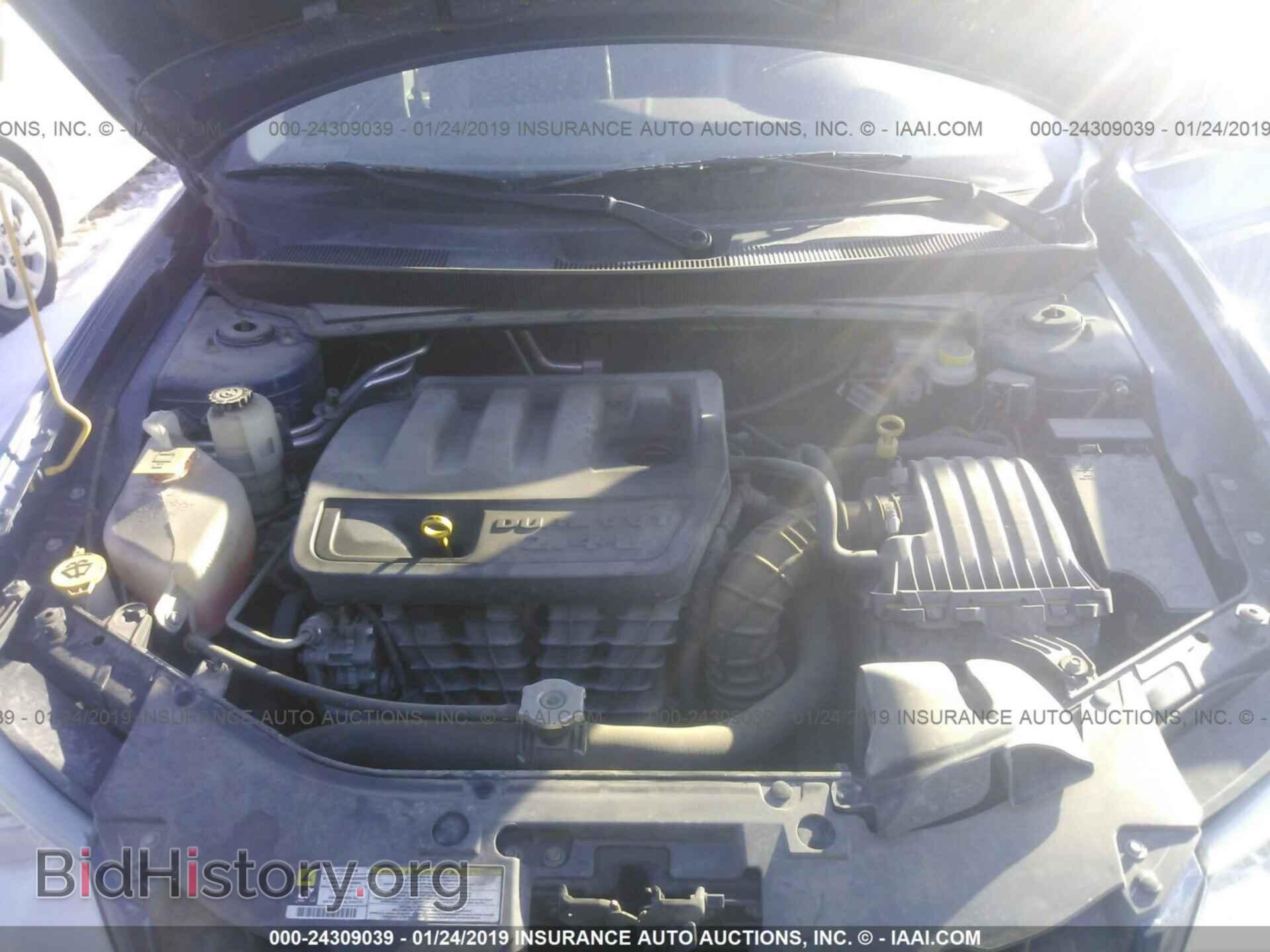 2010 CHRYSLER SEBRING - VIN: 1C3CC5FB3AN117090 - Photo 10