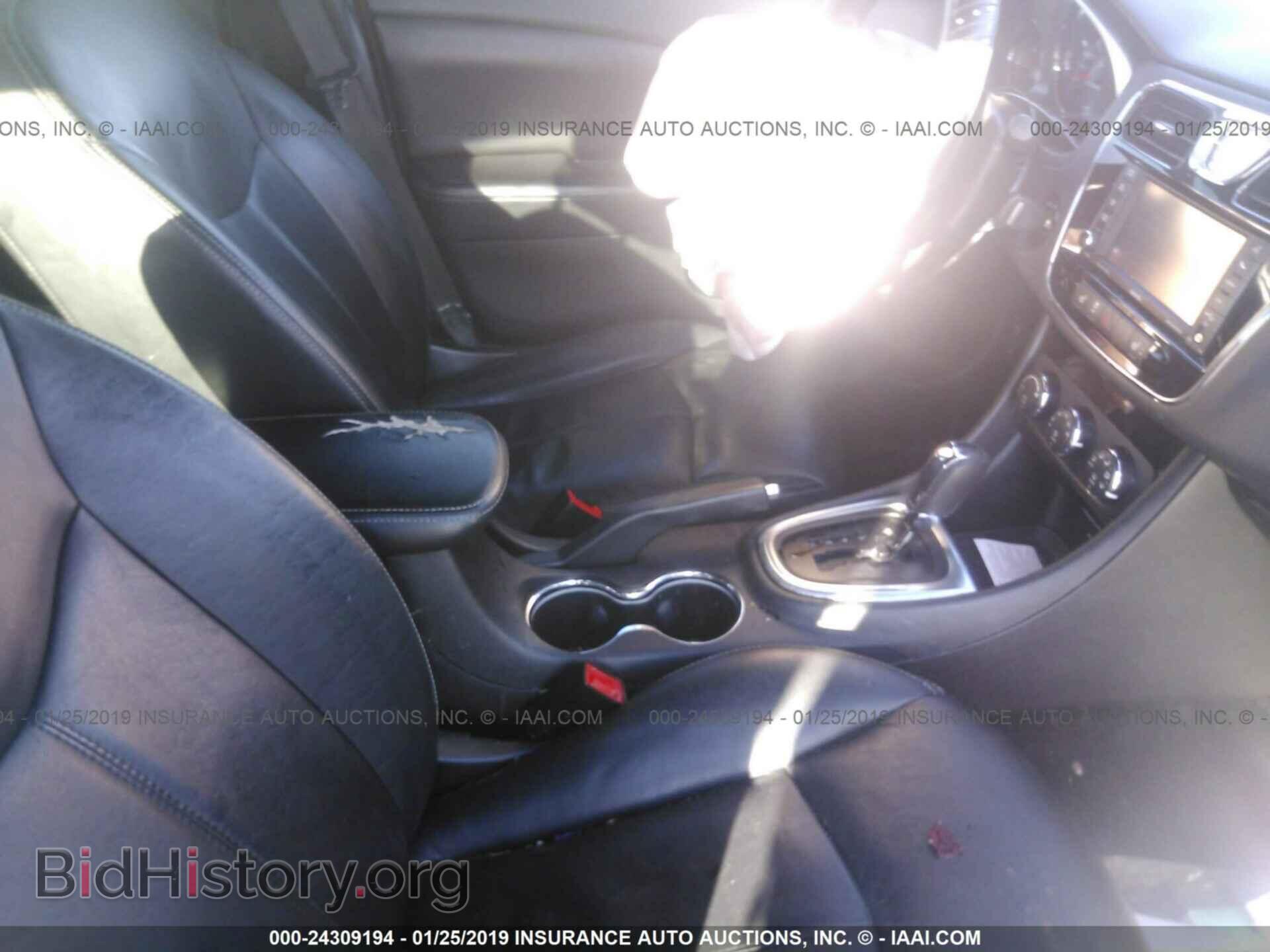 2012 CHRYSLER 200 - VIN: 1C3CCBCB8CN197220 - Фото 5