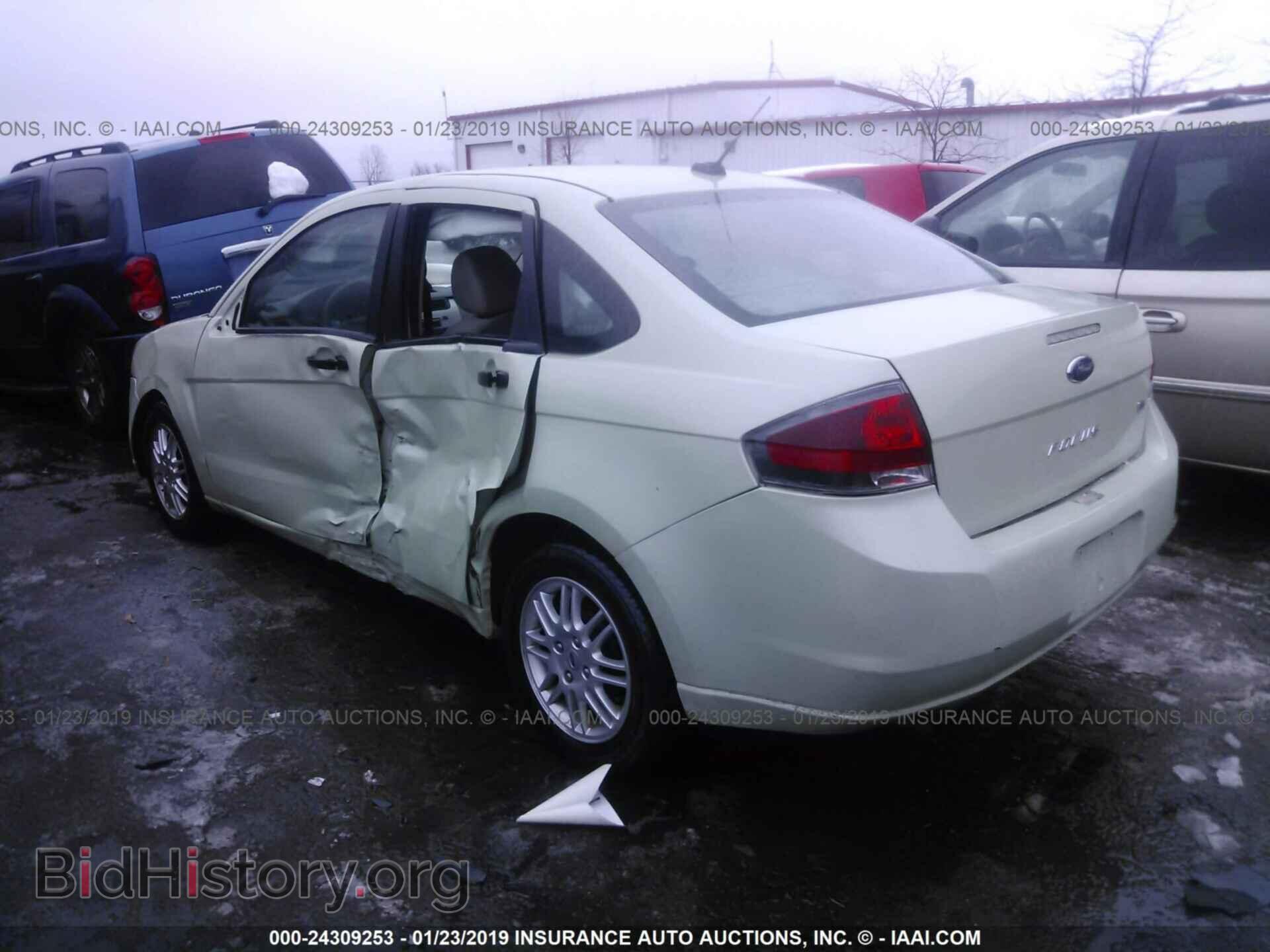 2011 FORD FOCUS - VIN: 1FAHP3FN1BW131012 - Фото 3