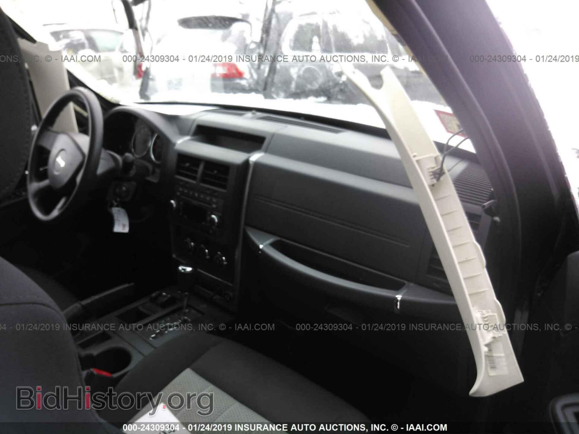 2010 JEEP LIBERTY - VIN: 1J4PN2GK8AW110385 - Фото 5