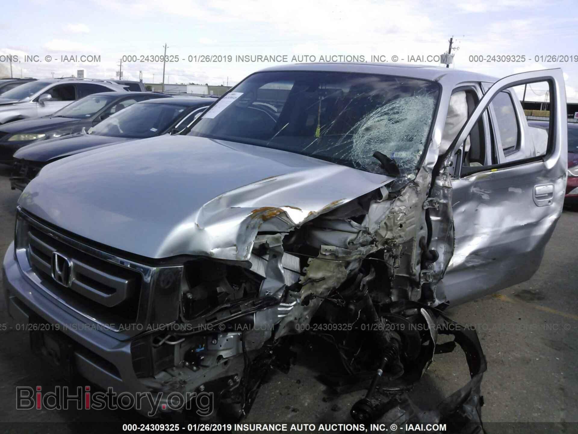 2011 HONDA RIDGELINE - VIN: 5FPYK1F5XBB001092 - Фото 2