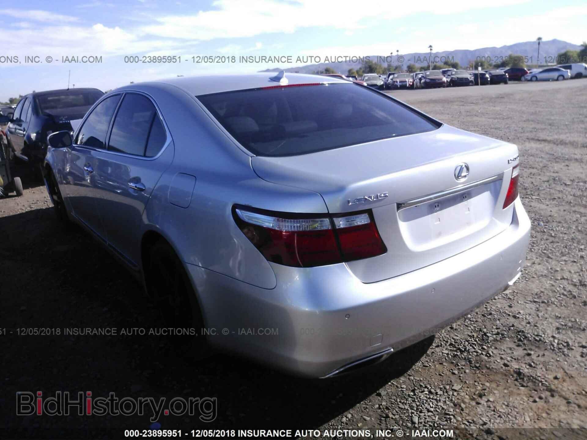 2009 LEXUS LS - VIN: JTHBL46F895091293 - Фото 3