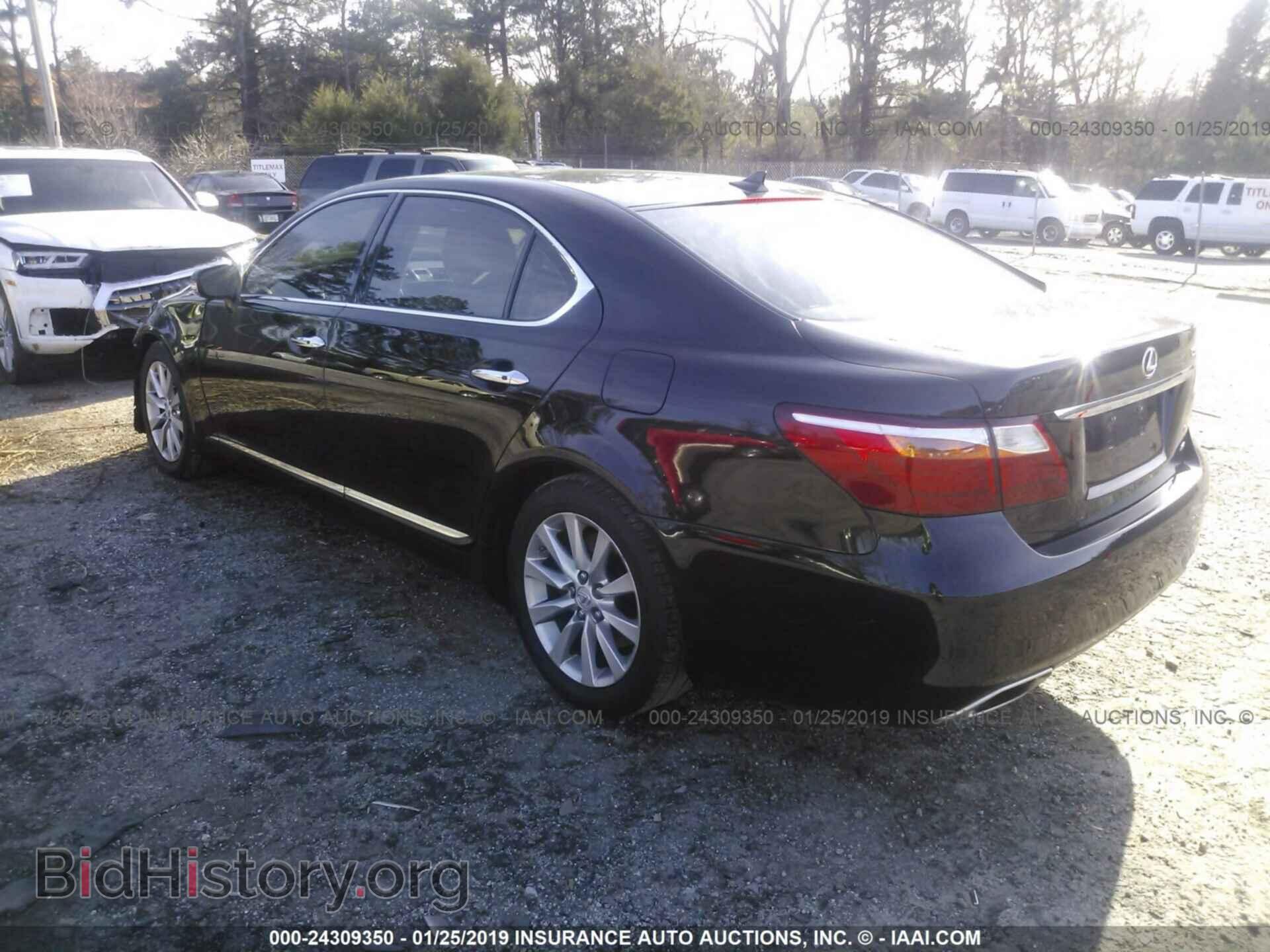 2011 LEXUS LS - VIN: JTHDL5EF9B5003275 - Photo 3