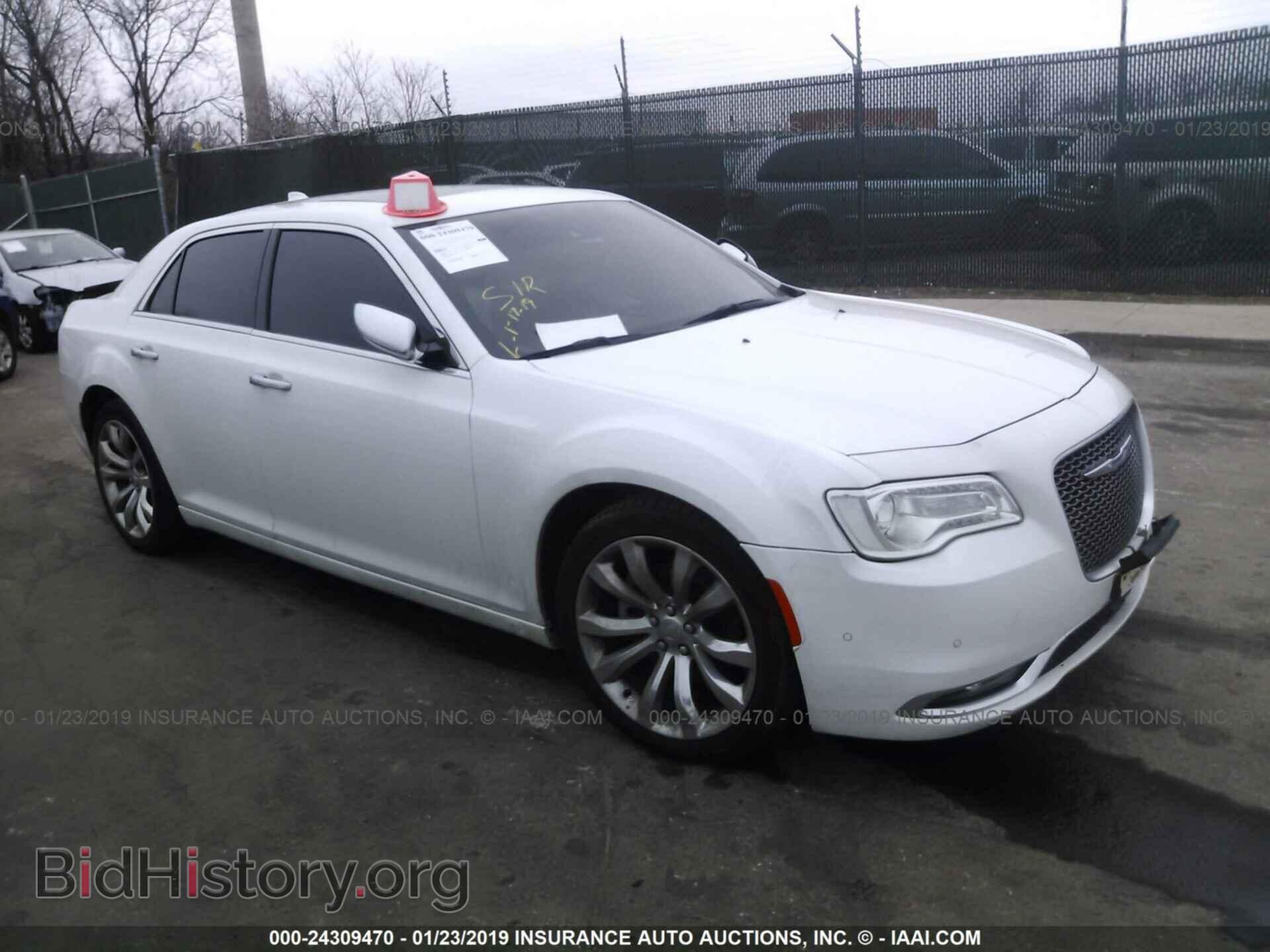Photo 2C3CCAPT9FH837896 - CHRYSLER 300C 2015