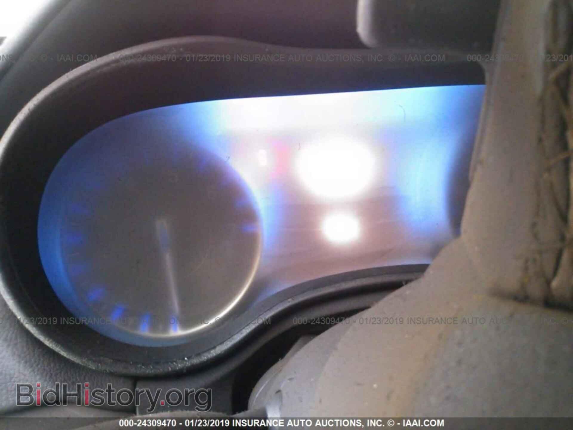 2015 CHRYSLER 300C - VIN: 2C3CCAPT9FH837896 - Фото 7