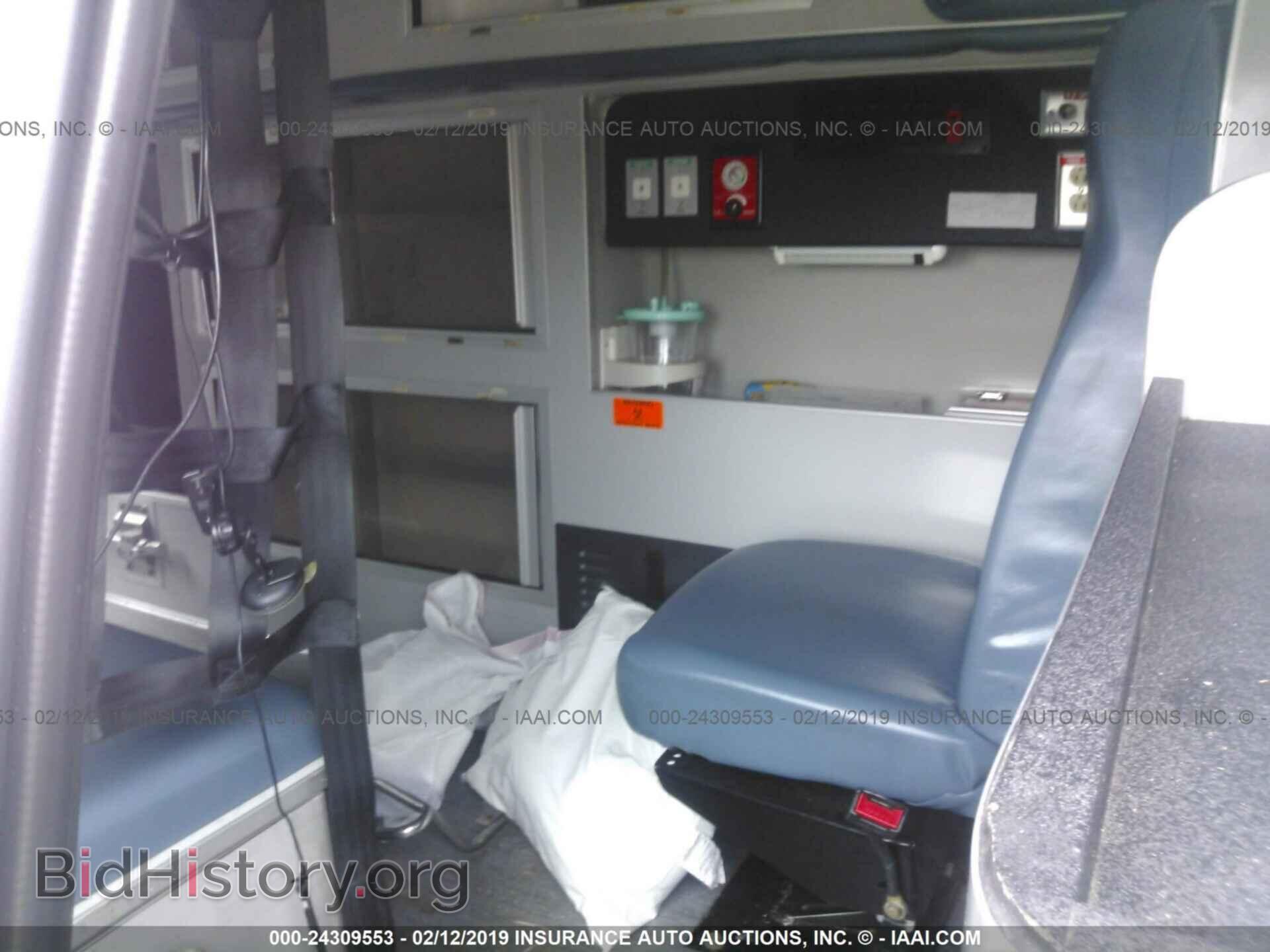 2009 FORD ECONOLINE - VIN: 1FDSS34P59DA90419 - Фото 8