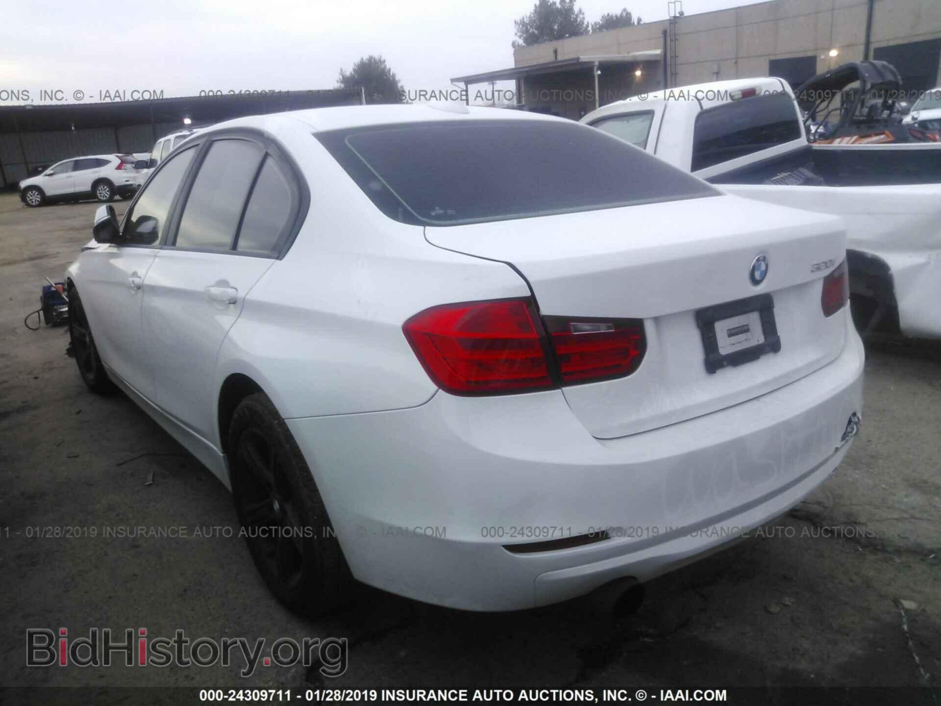 2015 BMW 320 - VIN: WBA3B1G59FNT01972 - Photo 3