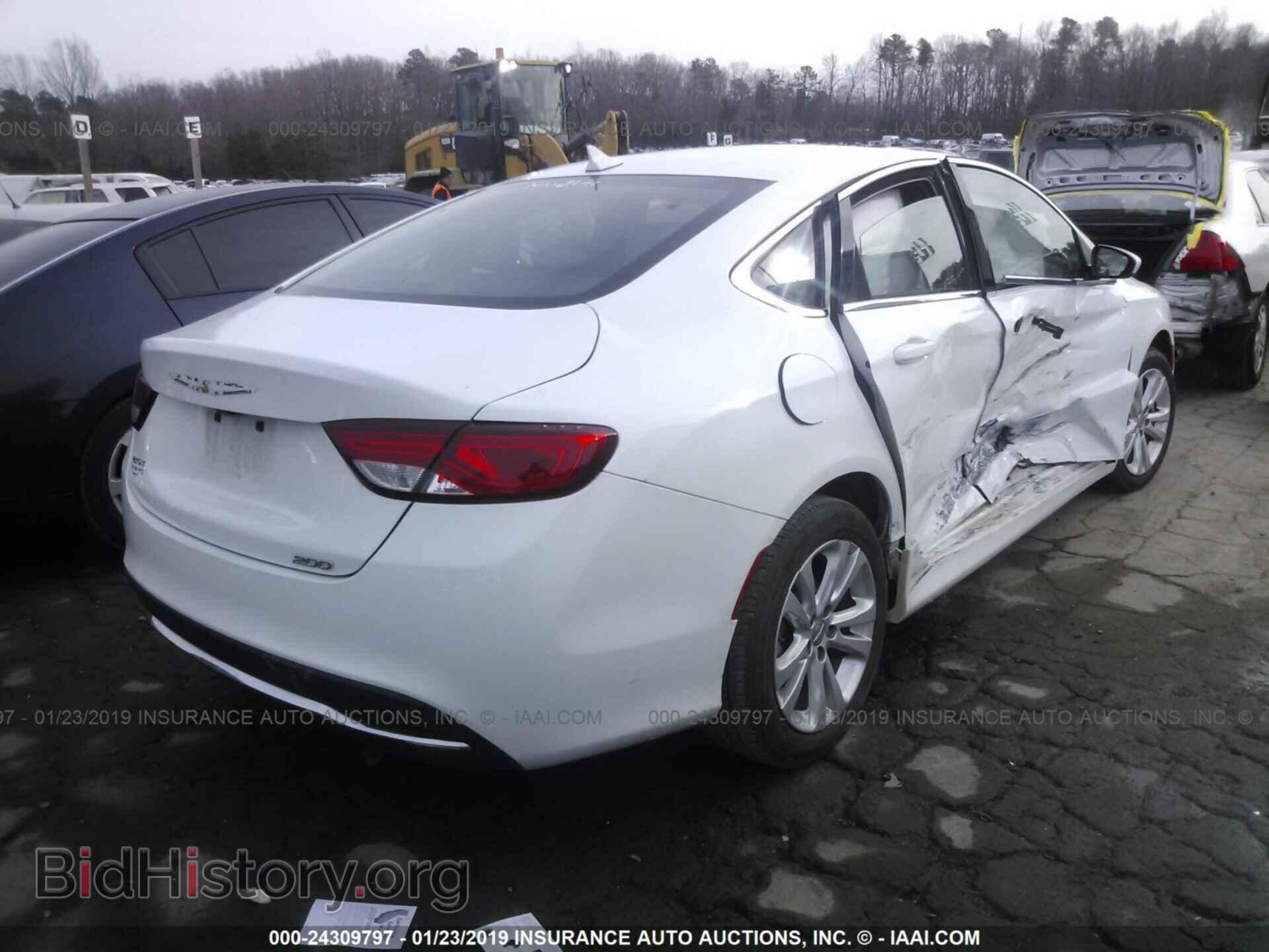 2017 CHRYSLER 200 - VIN: 1C3CCCAB2HN505692 - Фото 4