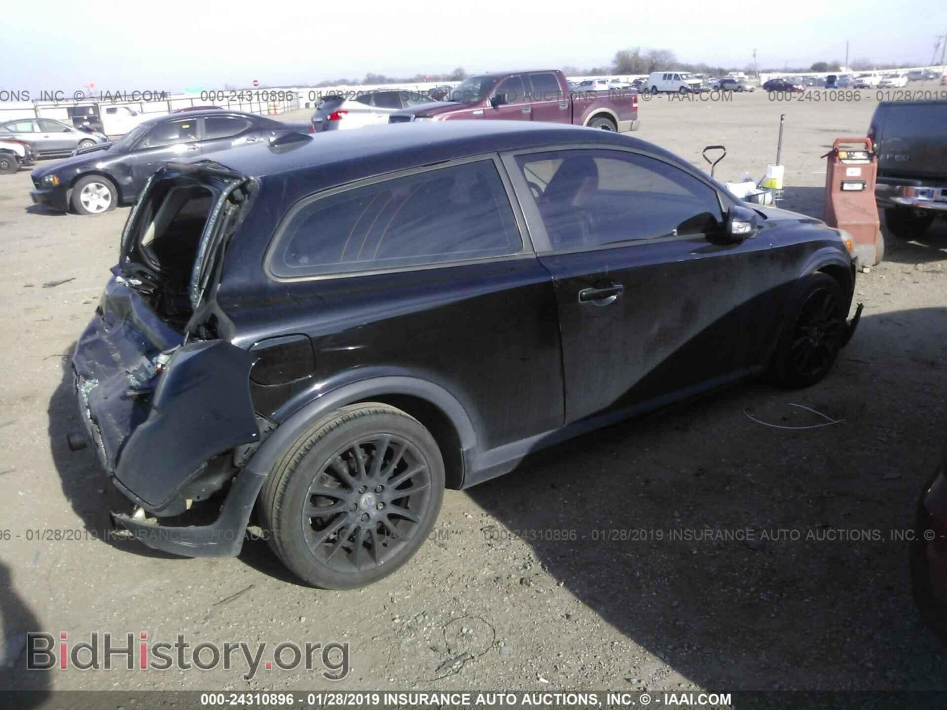 2012 VOLVO C30 - VIN: YV1672MK9C2275270 - Фото 4