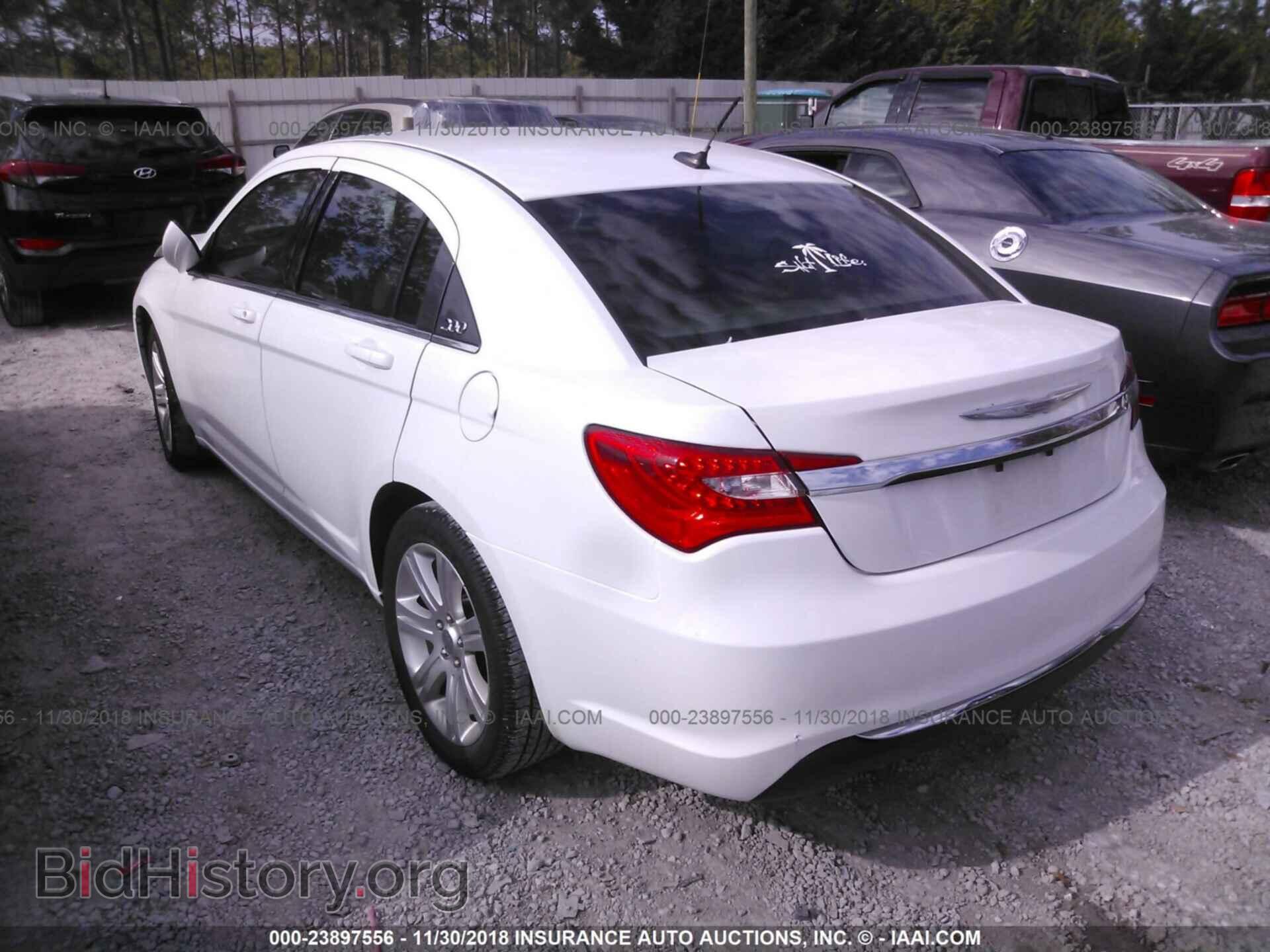 2013 CHRYSLER 200 - VIN: 1C3CCBAB6DN671704 - Фото 3
