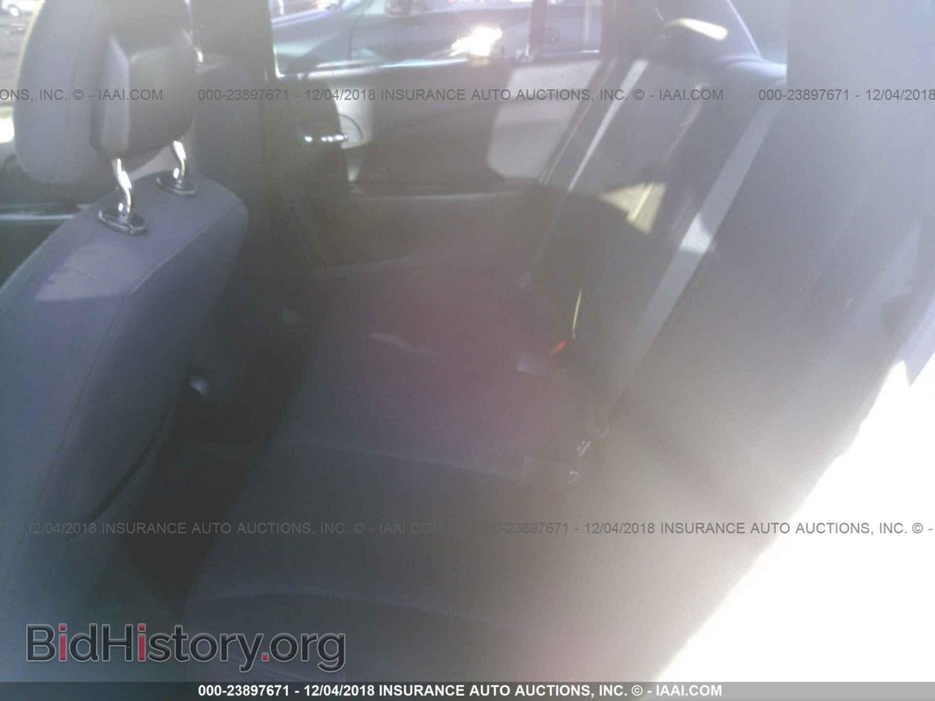 2014 CHRYSLER 200 - VIN: 1C3CCBAB0EN238347 - Photo 8