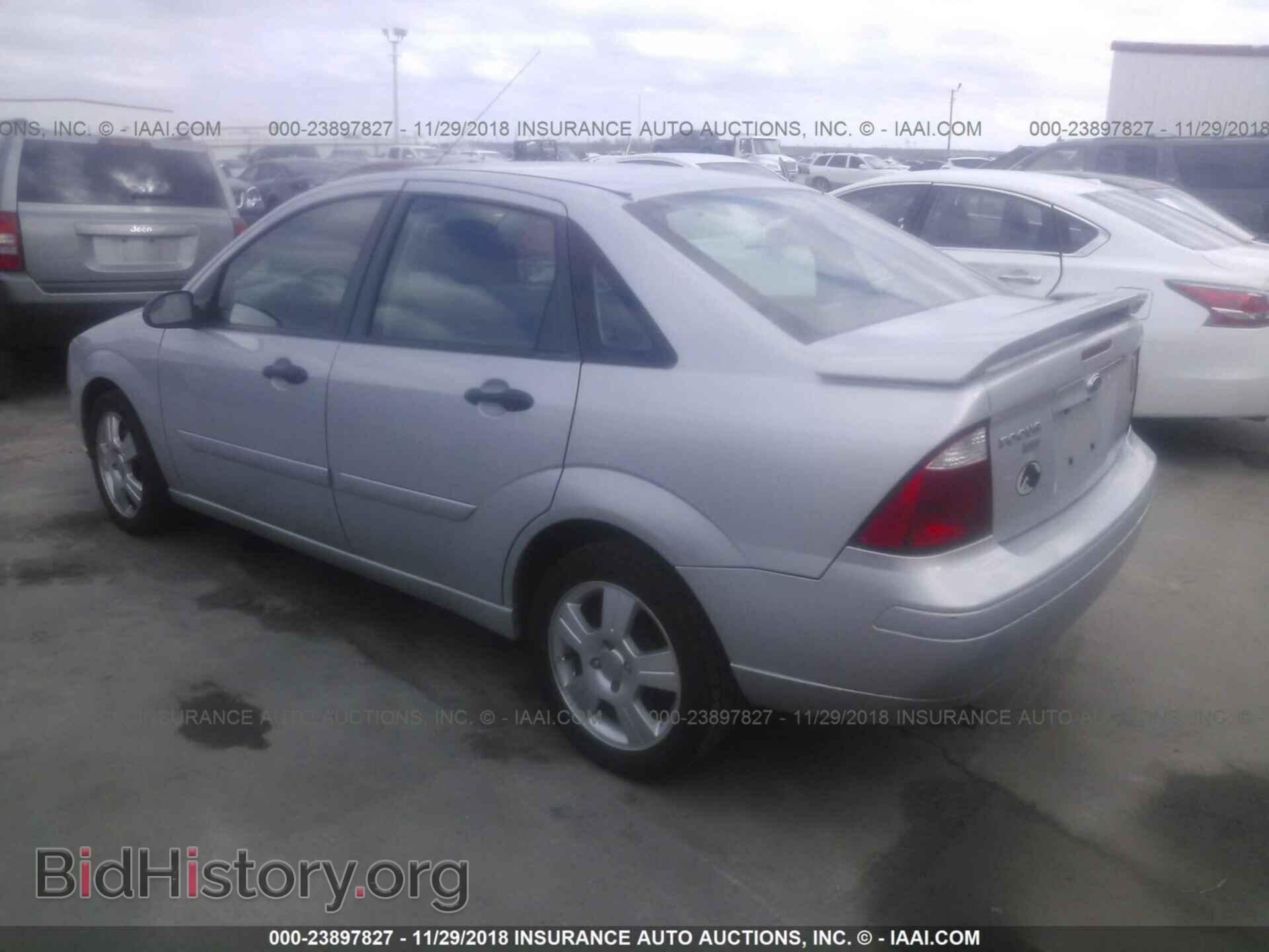 2007 FORD FOCUS - VIN: 1FAHP34N27W307589 - Photo 3