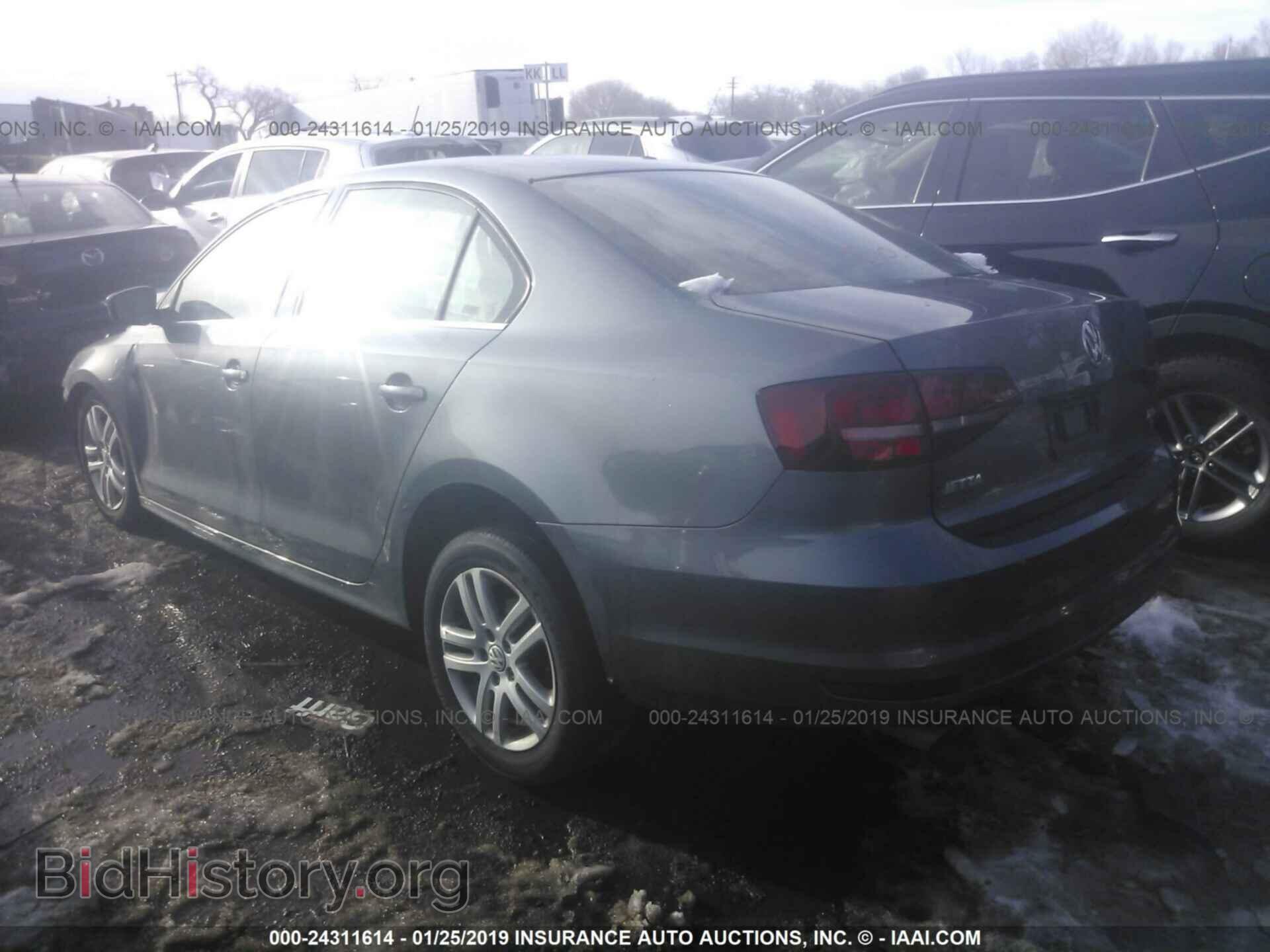 2017 VOLKSWAGEN JETTA - VIN: 3VW2B7AJ1HM352478 - Фото 3