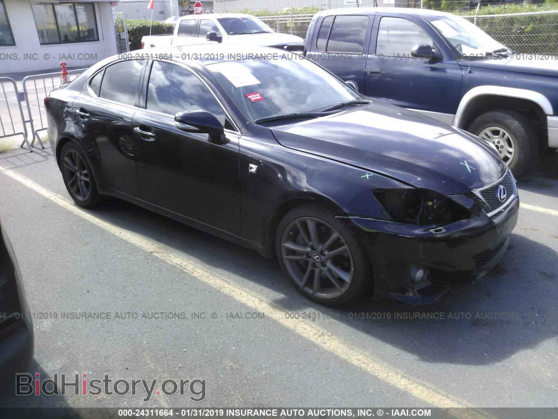 Фотография JTHBE5C25C5029407 - LEXUS IS 2012