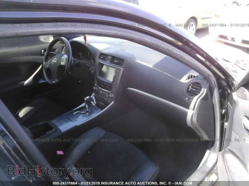 2012 Lexus IS (VIN JTHBE5C25C5029407) — photo 5 of 10